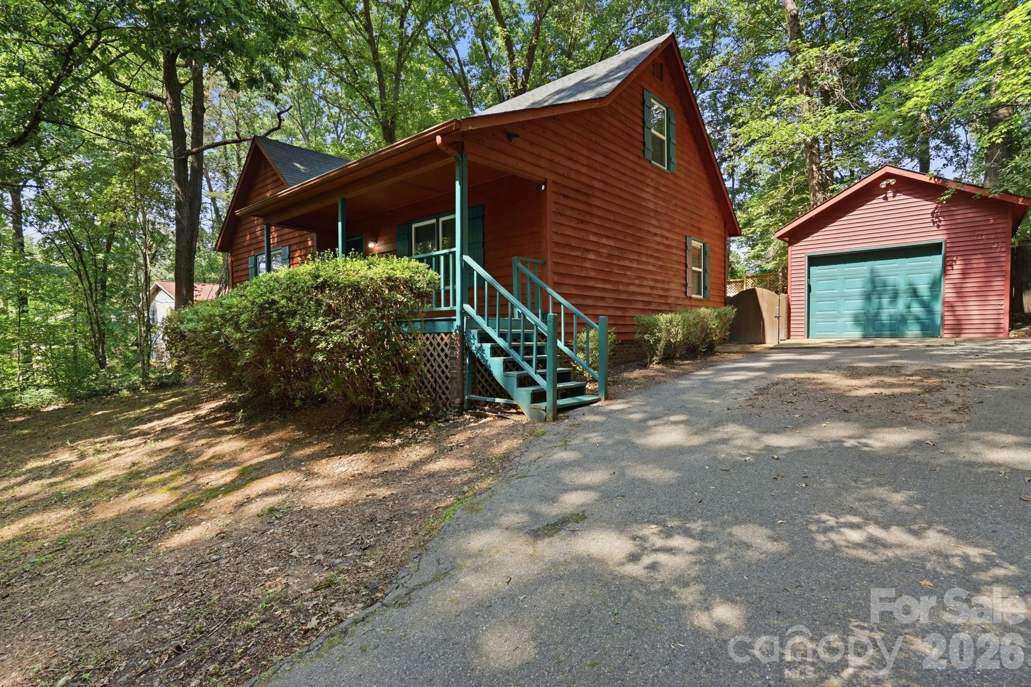 732 Boulder Place — Statesville