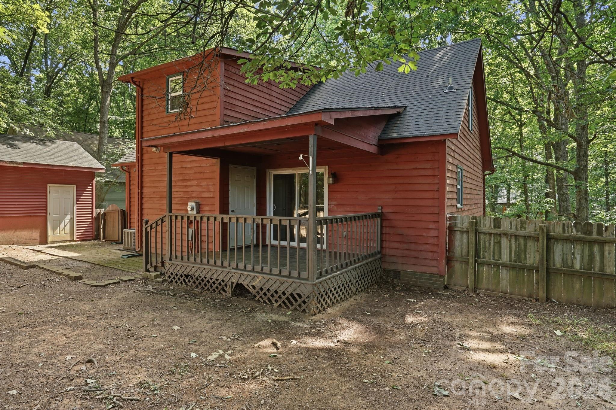 732 Boulder Place — Statesville