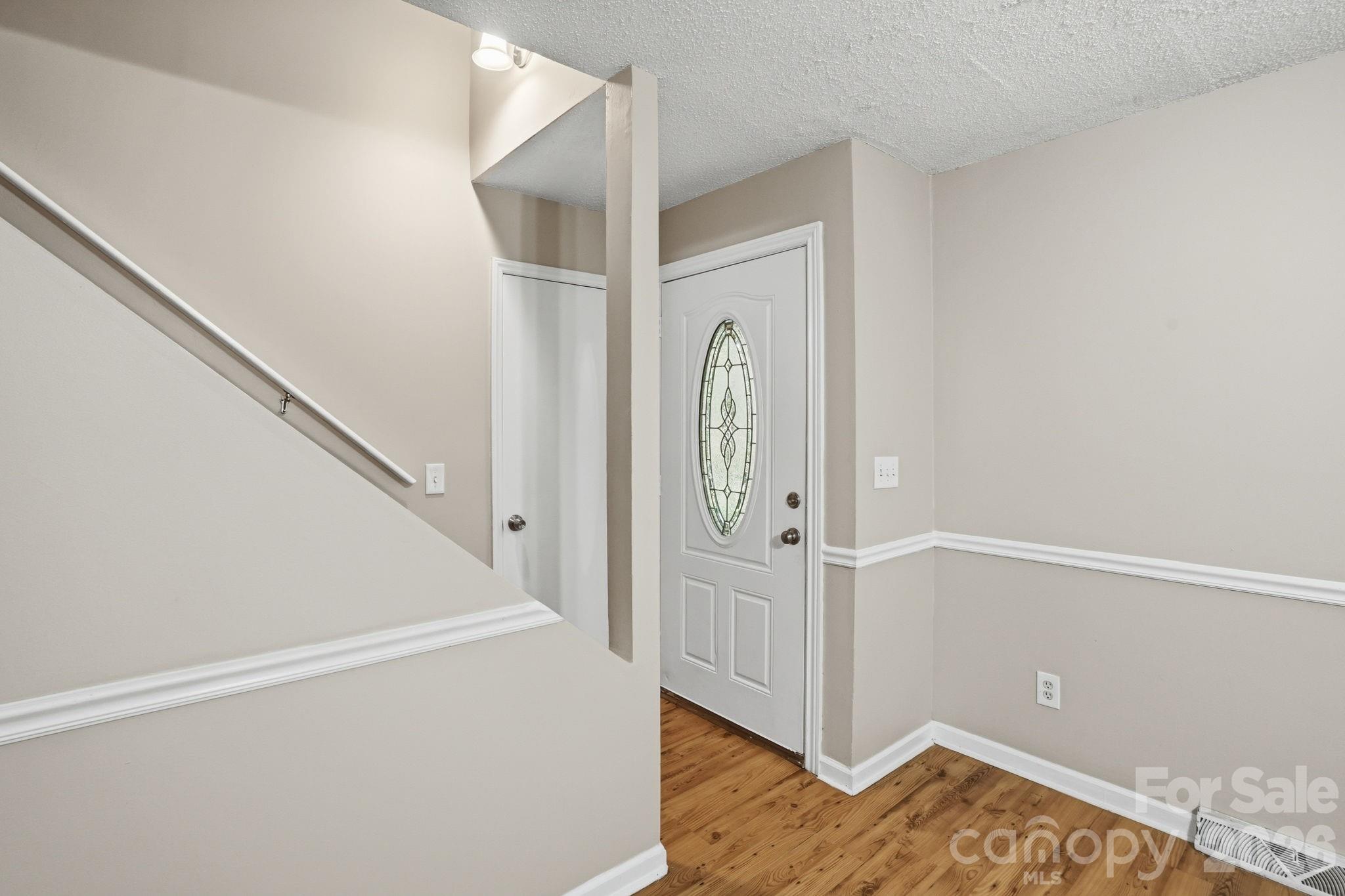 411 W Sullivan Street — Gastonia