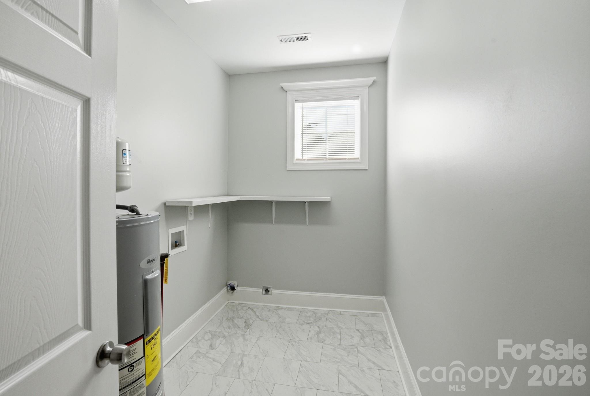 411 W Sullivan Street — Gastonia