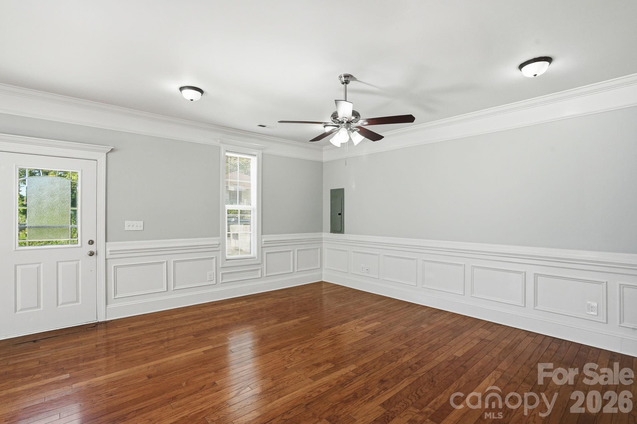 411 W Sullivan Street — Gastonia