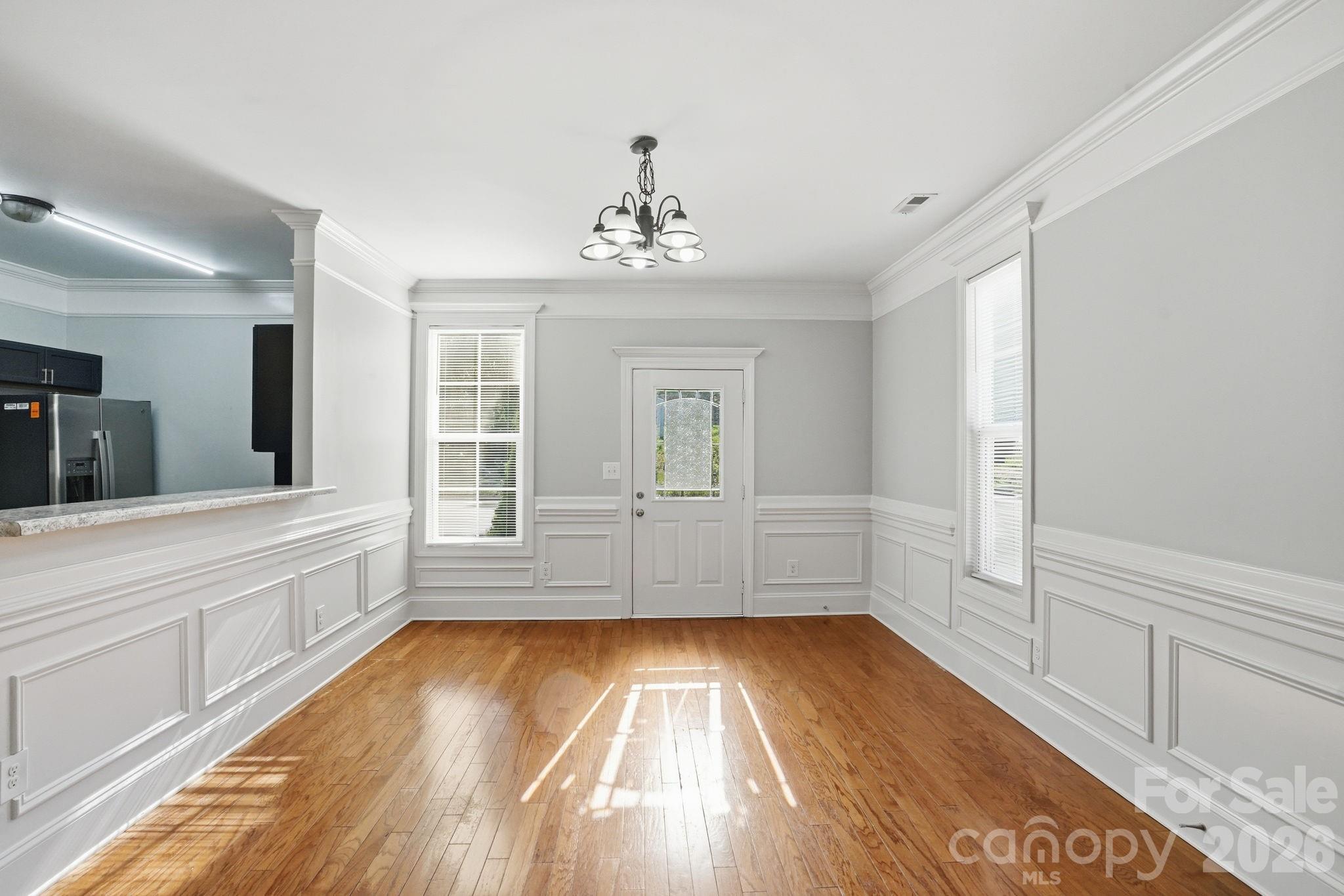 411 W Sullivan Street — Gastonia