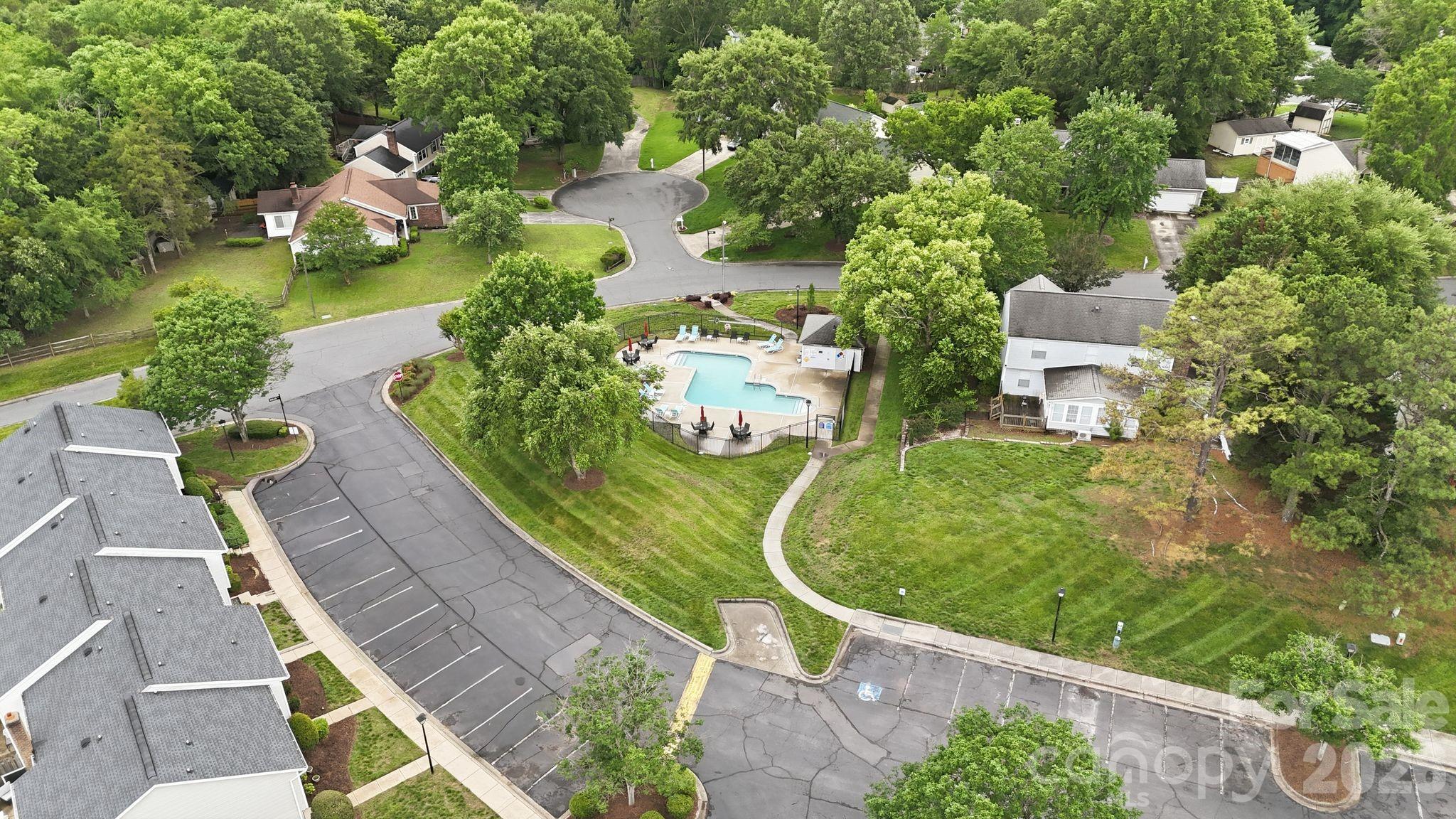 122 Water Oak Drive — Pineville
