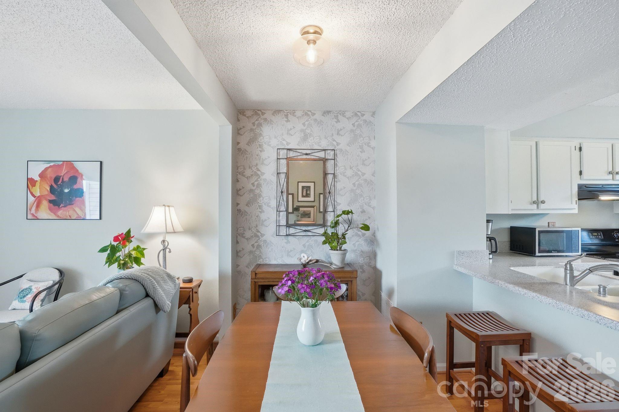 122 Water Oak Drive — Pineville