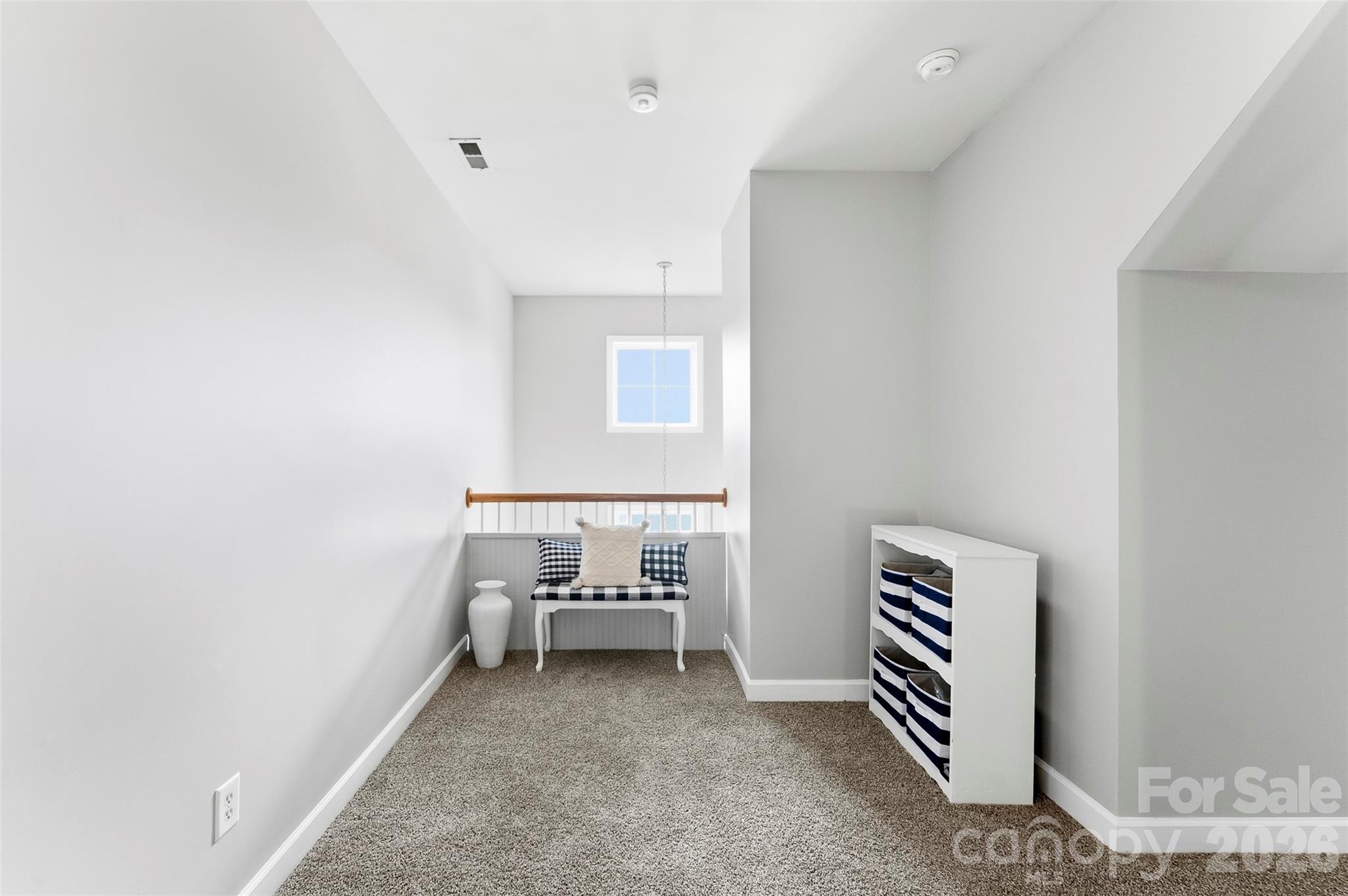 6008 River Garden Court — Lowell