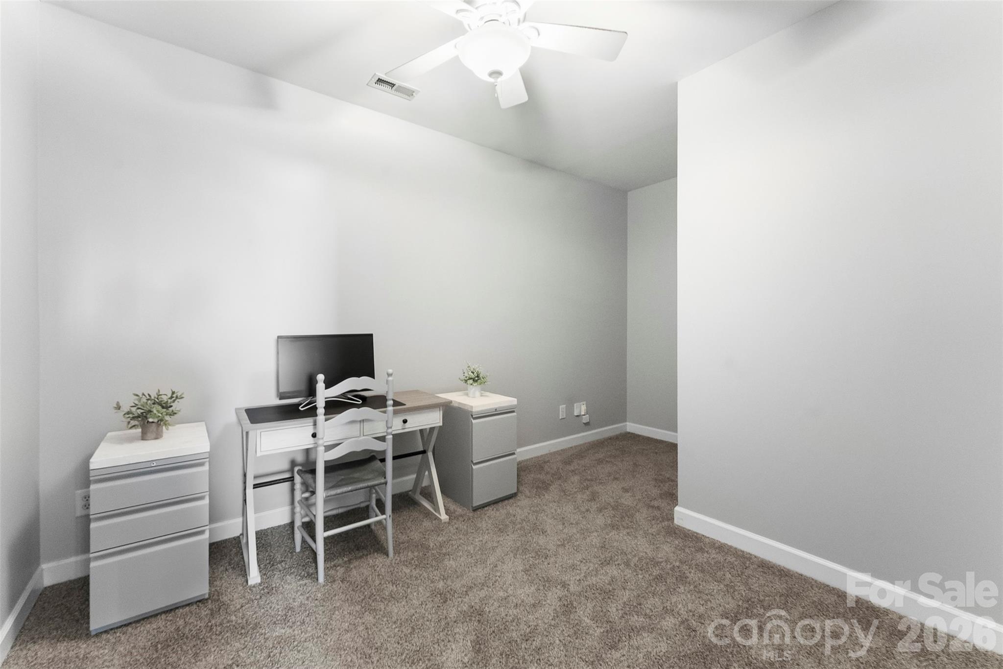 6008 River Garden Court — Lowell