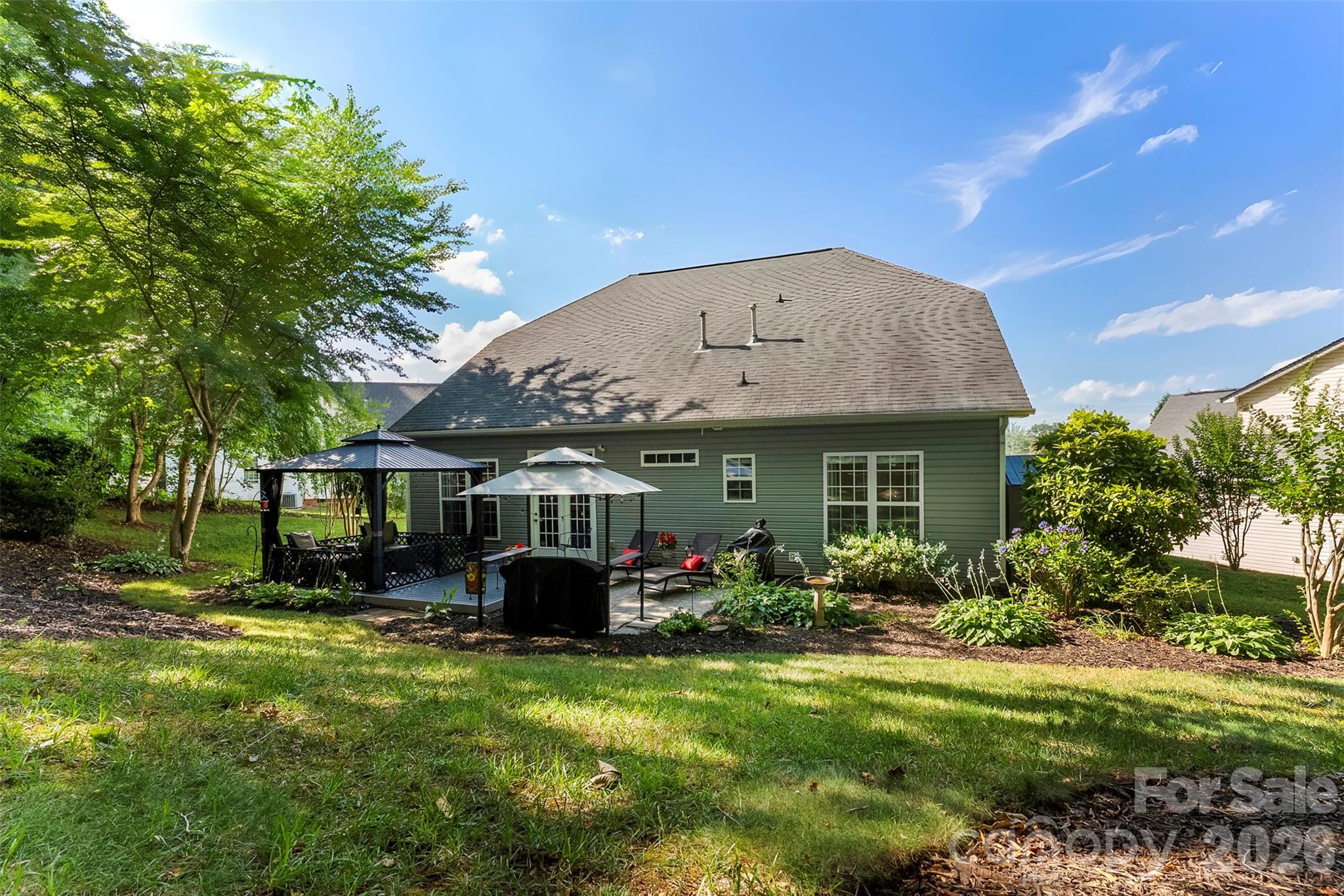 6008 River Garden Court — Lowell
