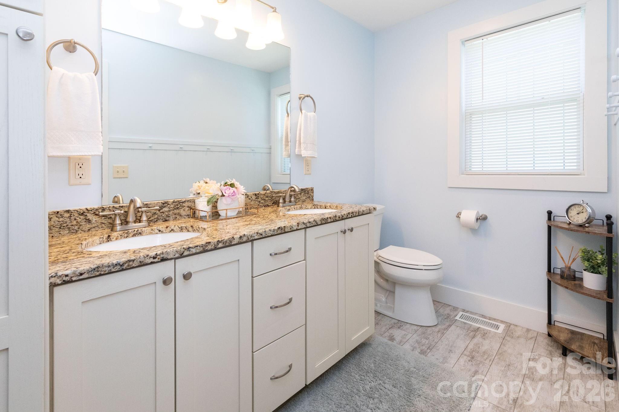 32 Greenwood Fields Drive — Asheville