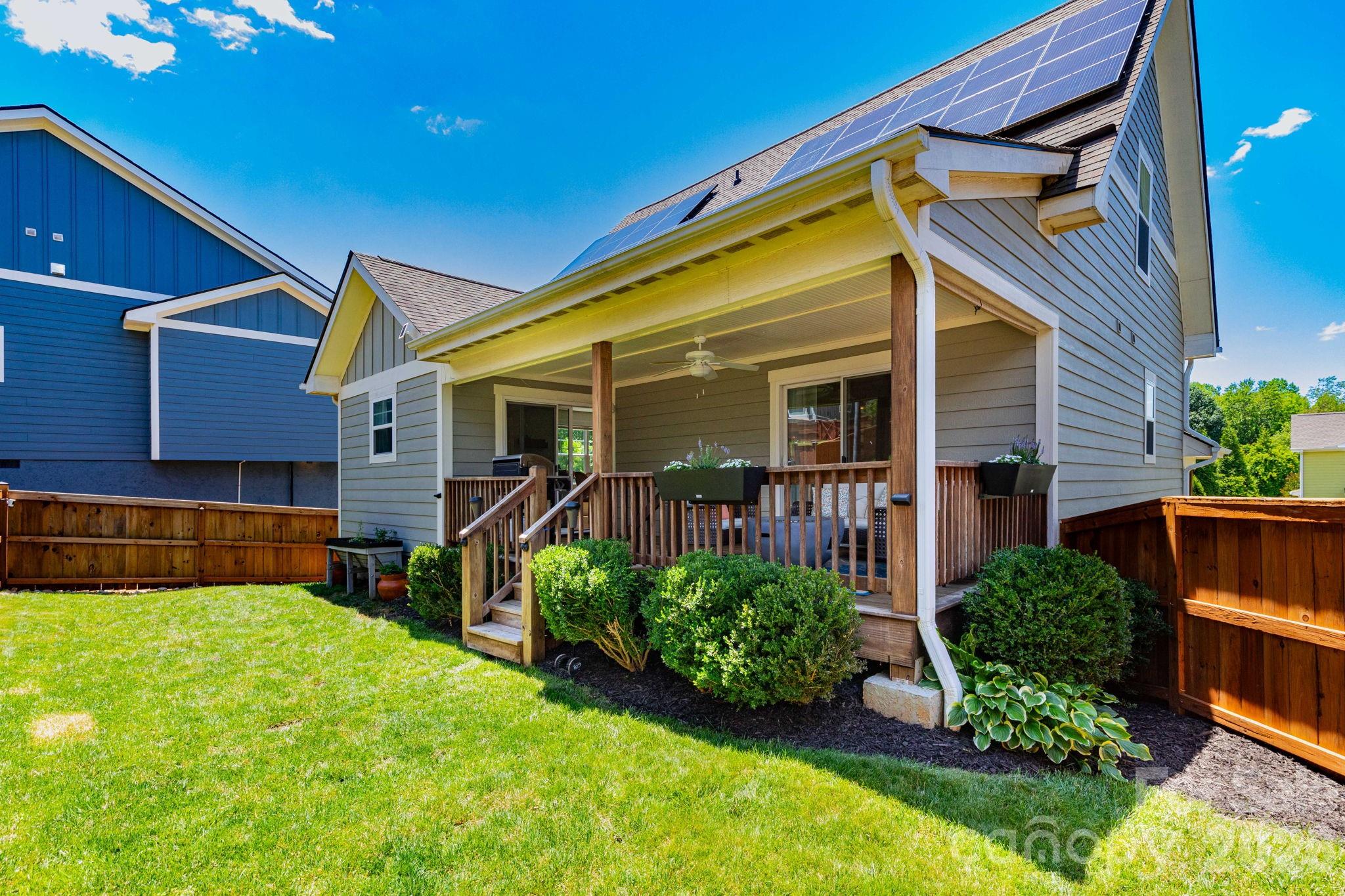 32 Greenwood Fields Drive — Asheville
