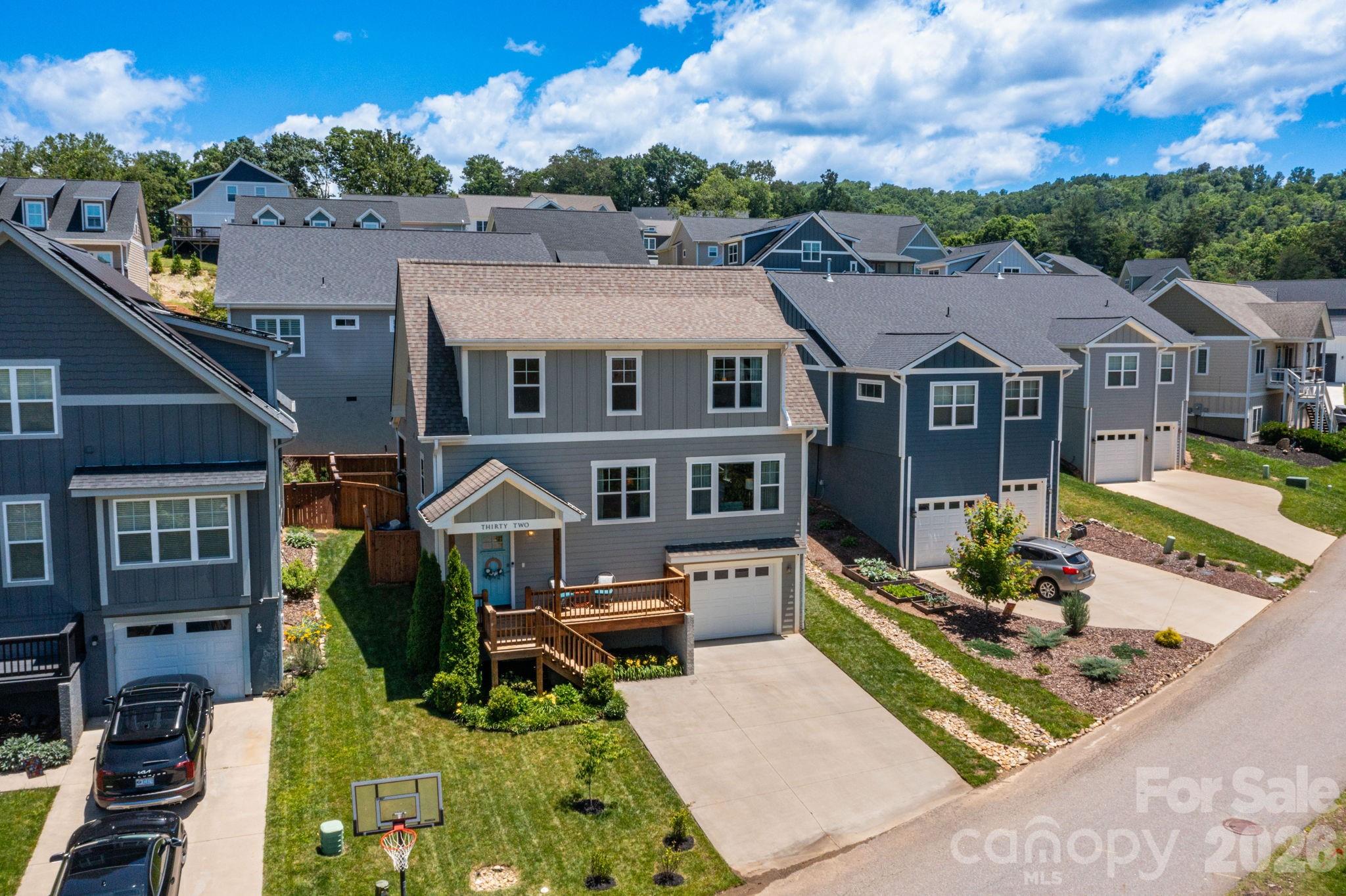 32 Greenwood Fields Drive — Asheville