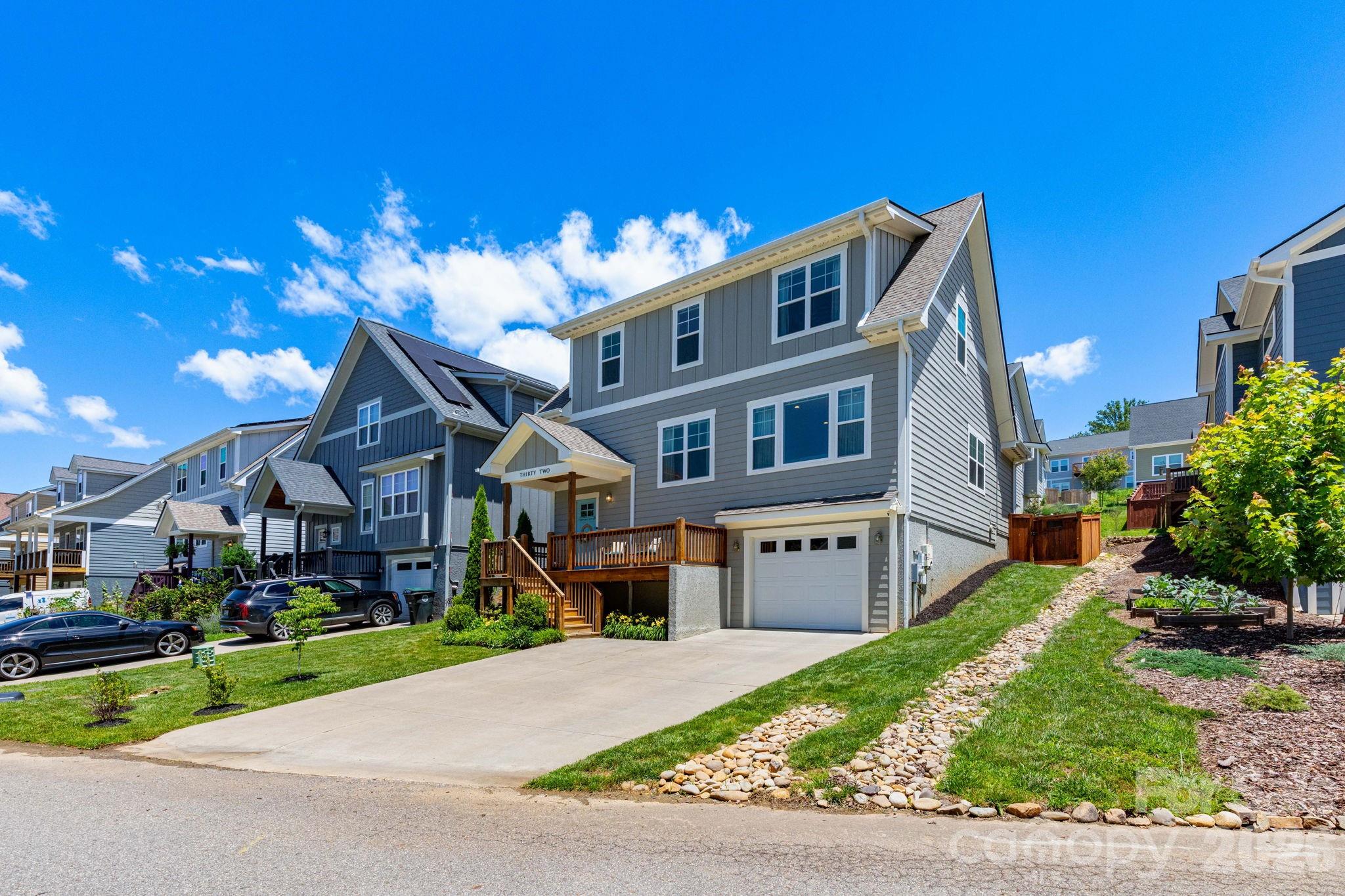32 Greenwood Fields Drive — Asheville