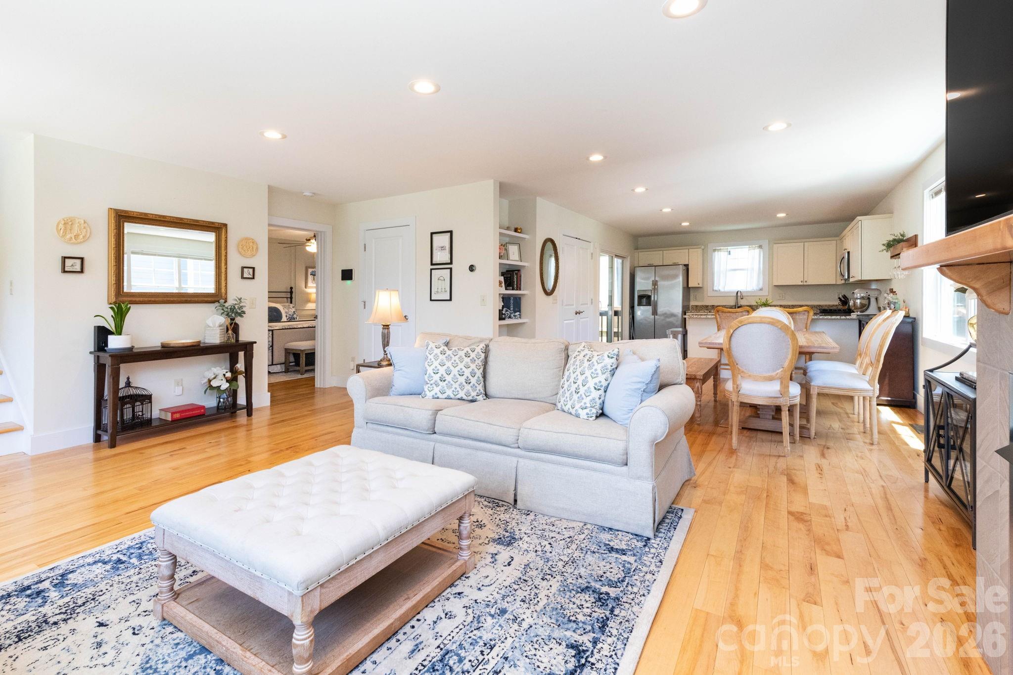 32 Greenwood Fields Drive — Asheville
