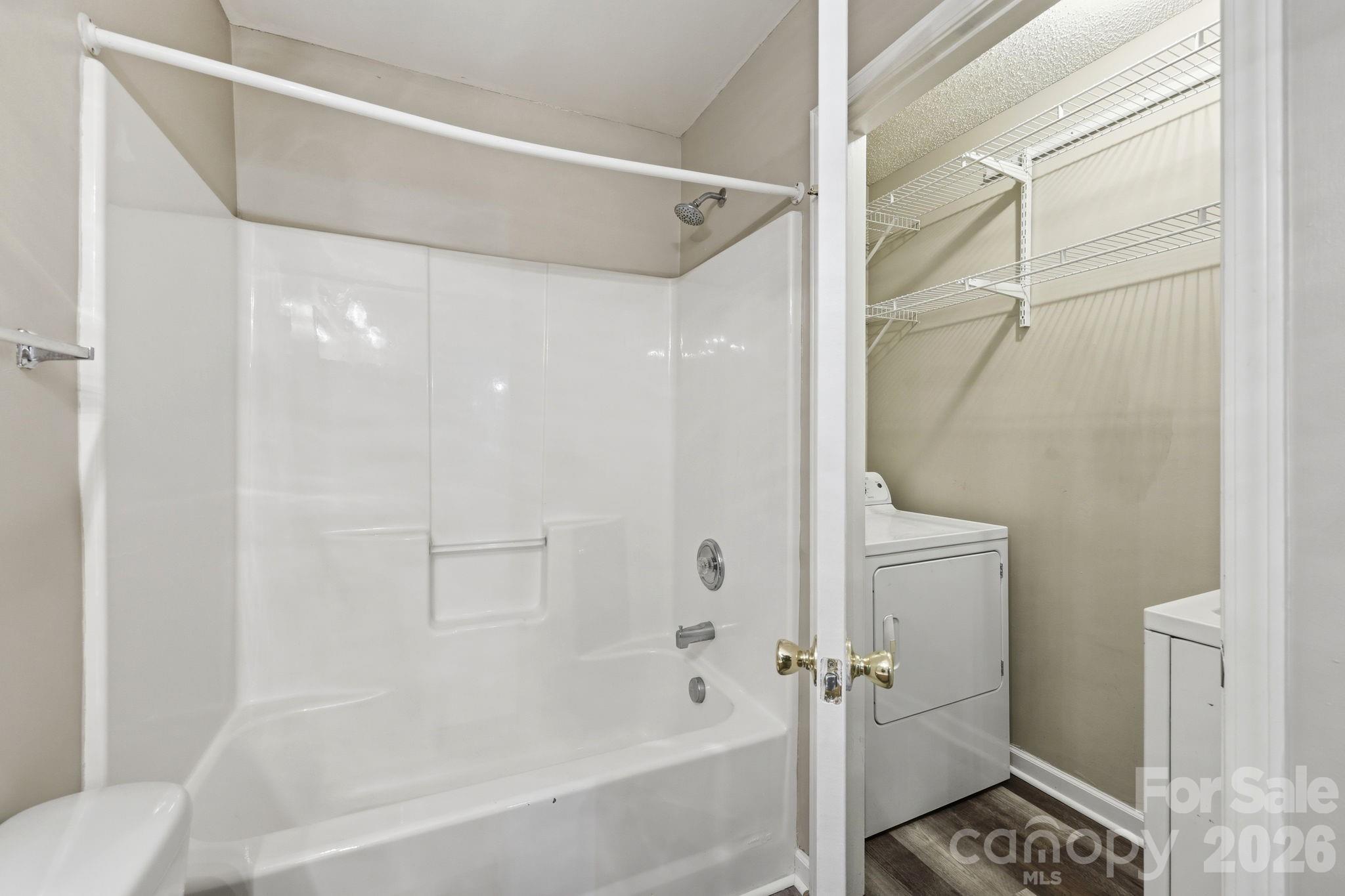 8230 Rudolph Road — Charlotte
