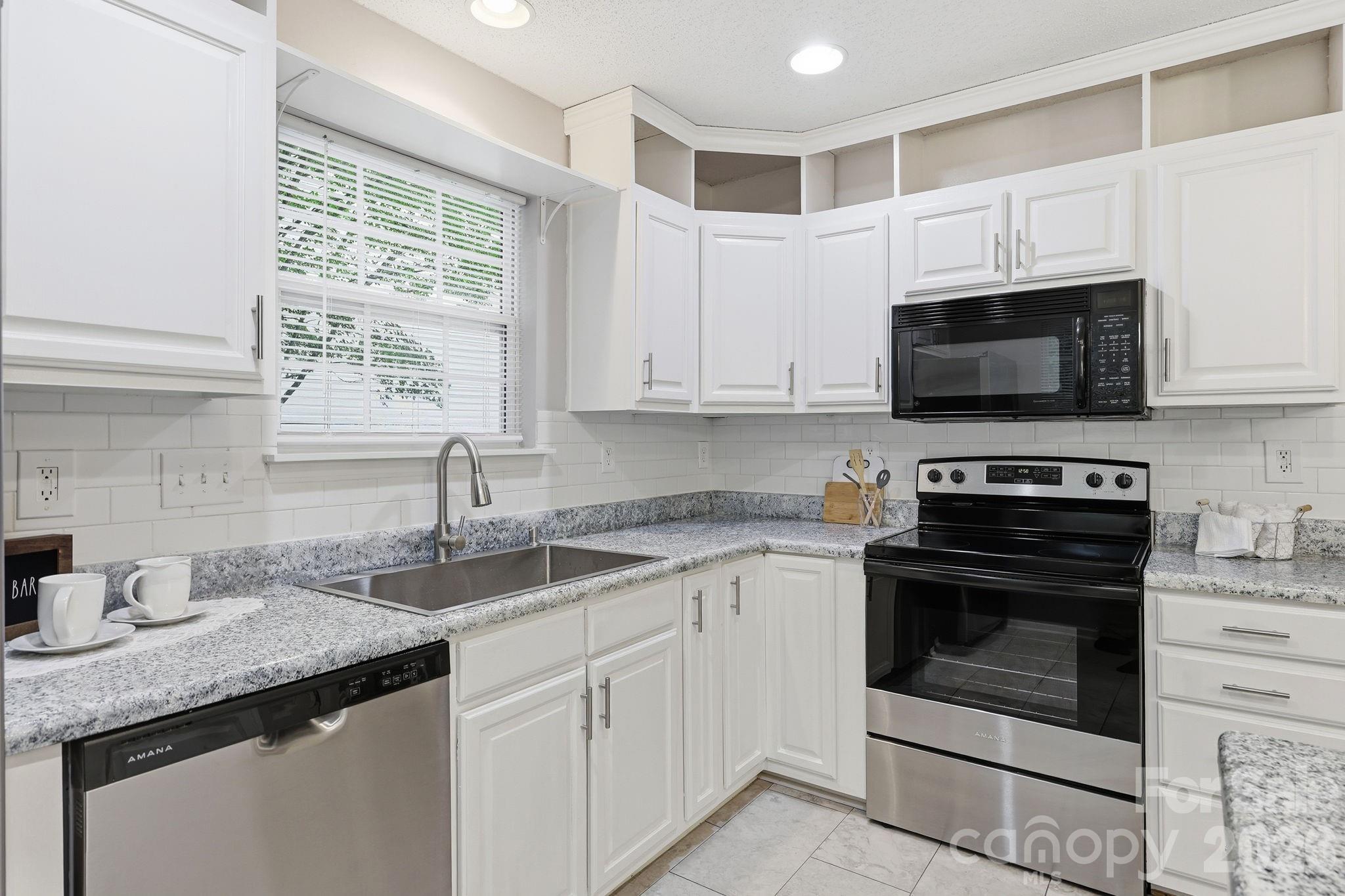 8230 Rudolph Road — Charlotte
