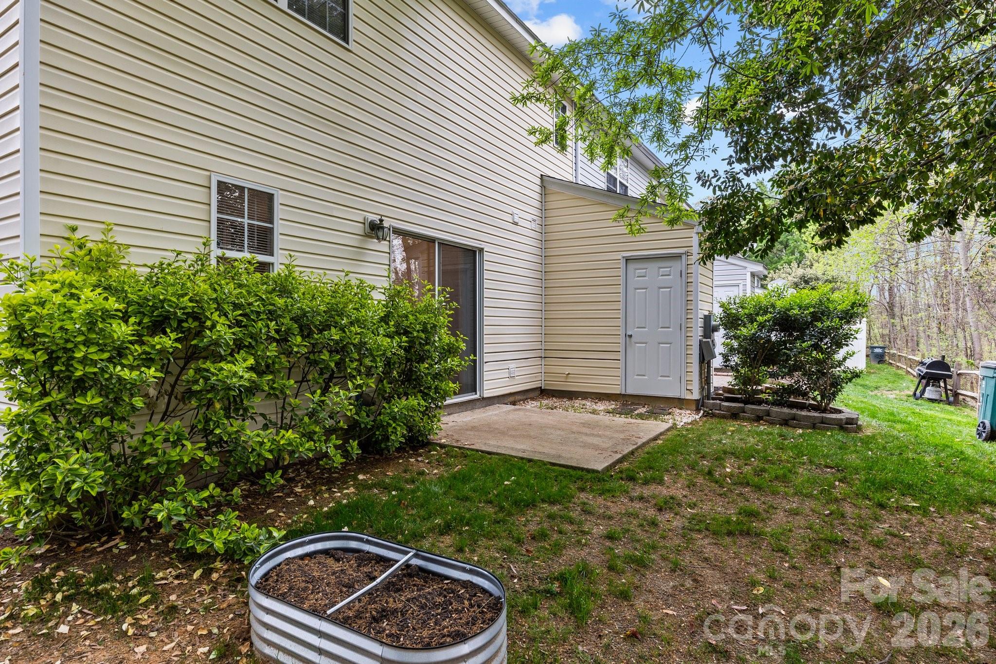 8230 Rudolph Road — Charlotte