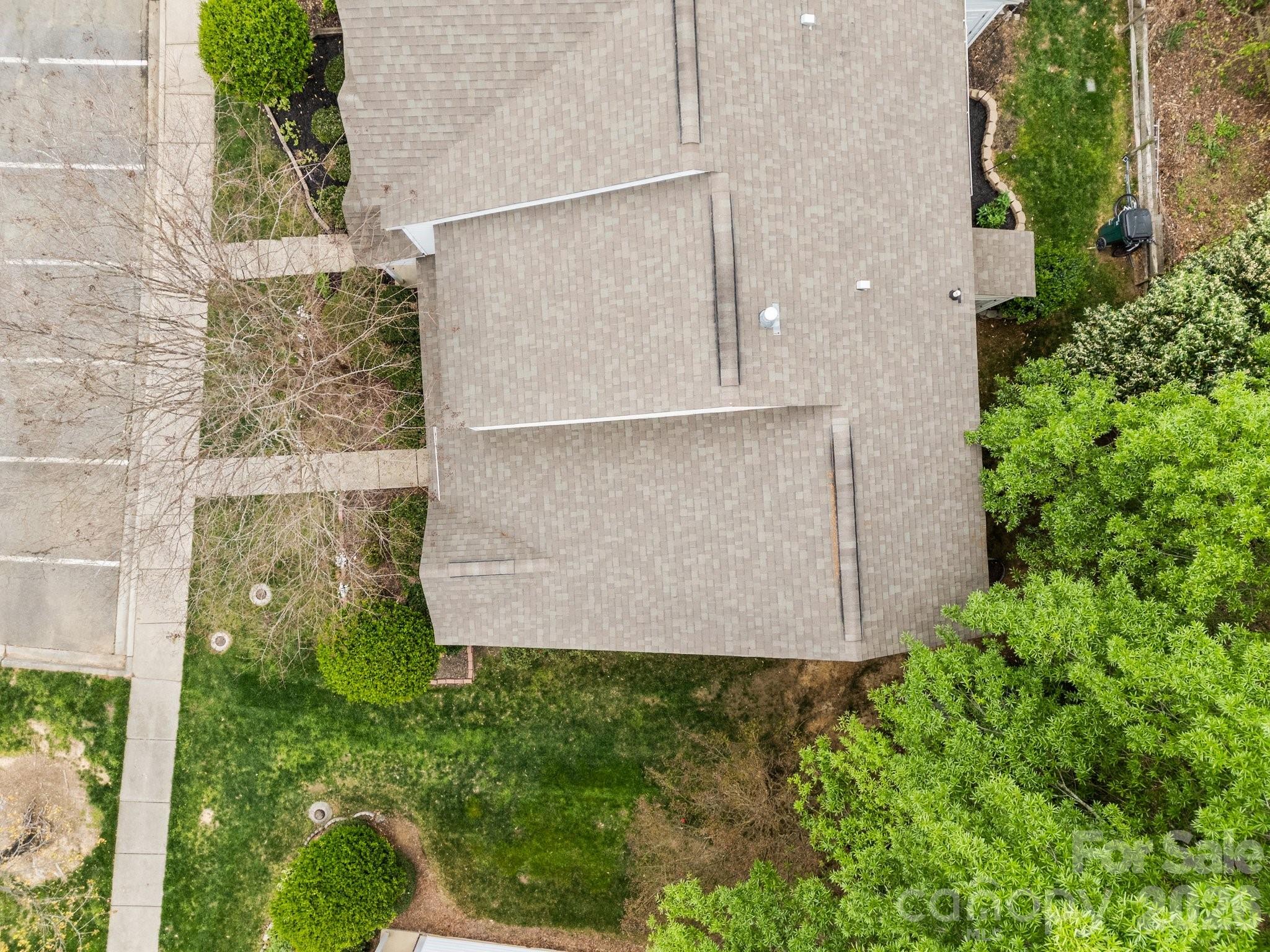8230 Rudolph Road — Charlotte