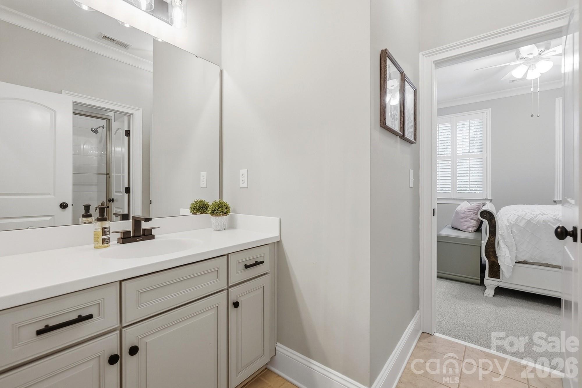 16601 Doves Canyon Lane — Charlotte