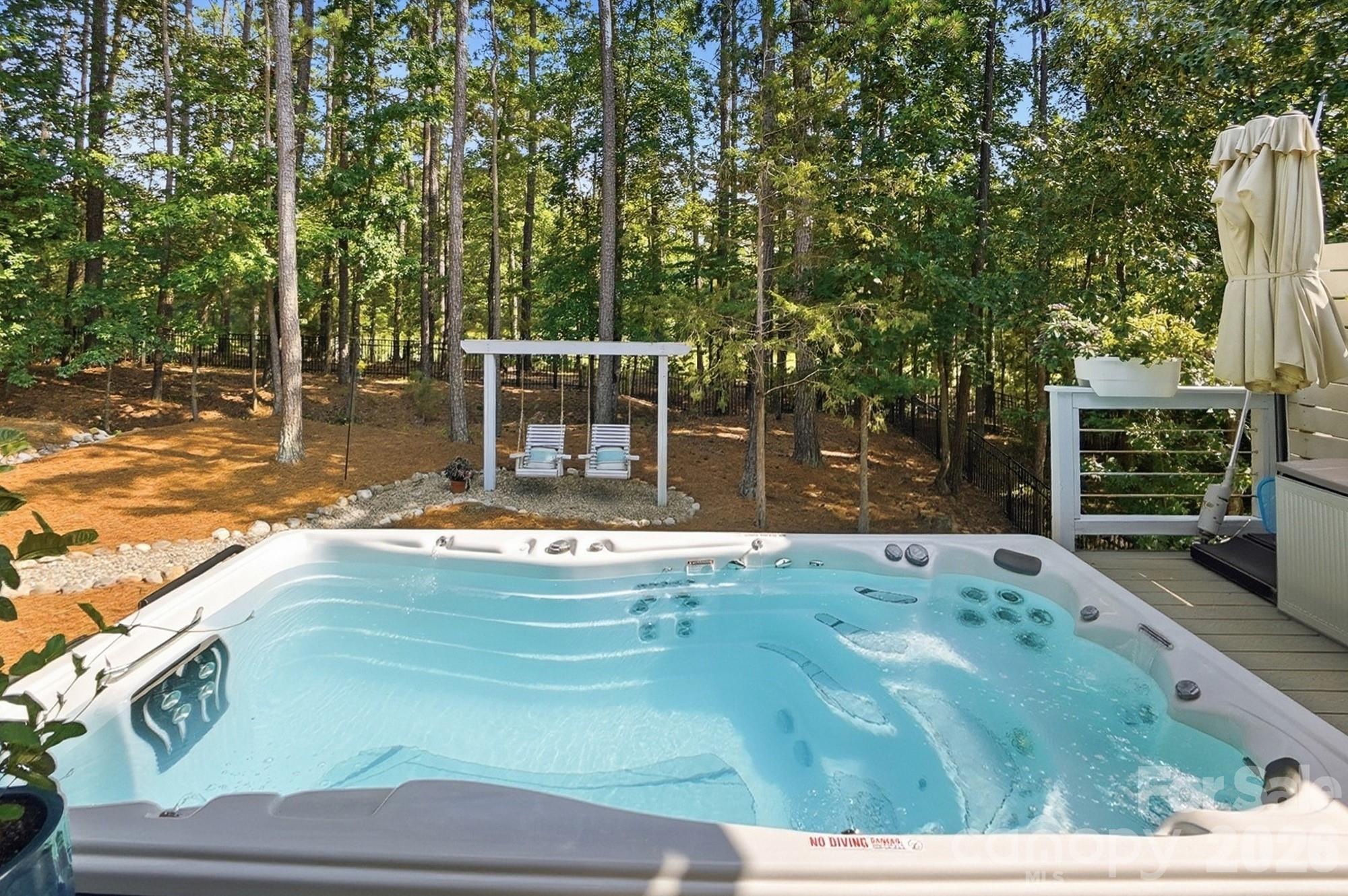 16601 Doves Canyon Lane — Charlotte