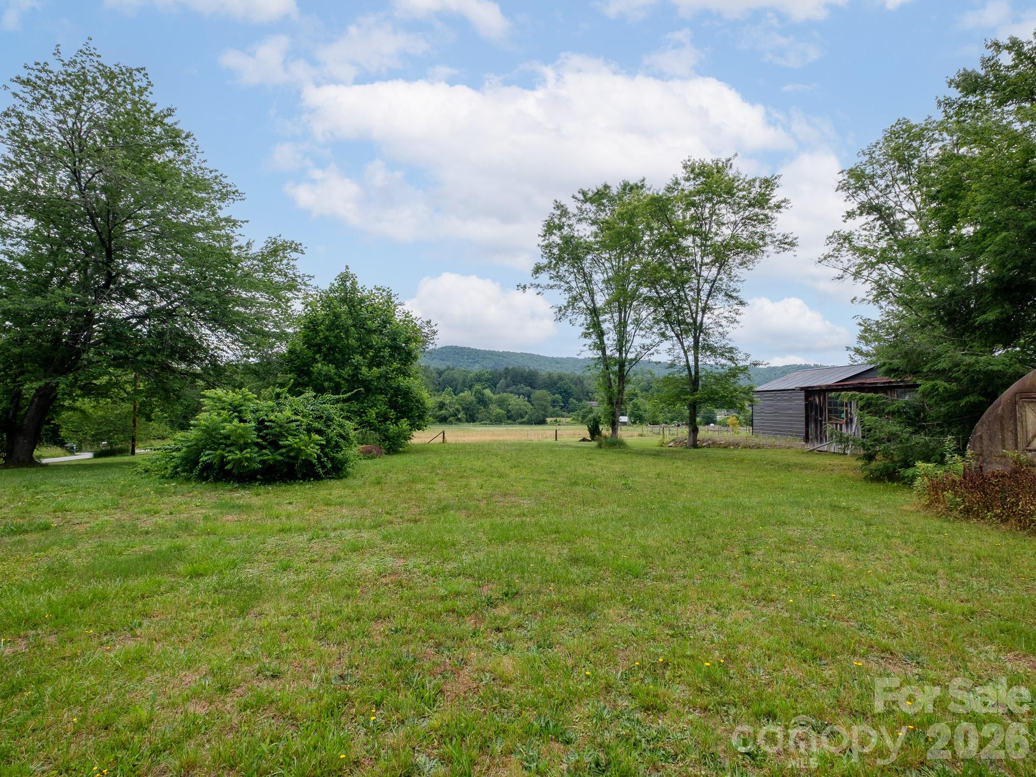 332 Island Cove Road — Penrose
