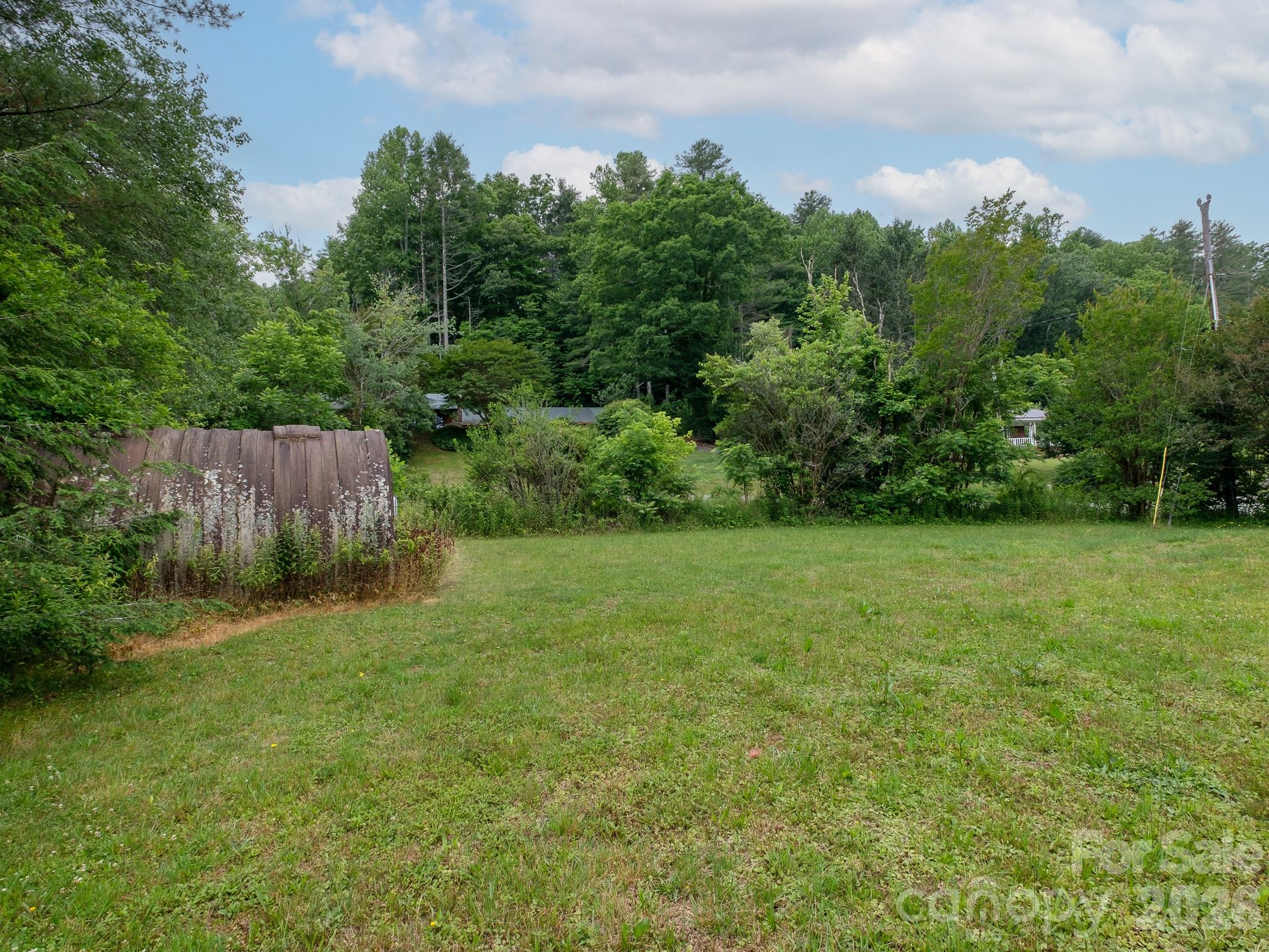 332 Island Cove Road — Penrose