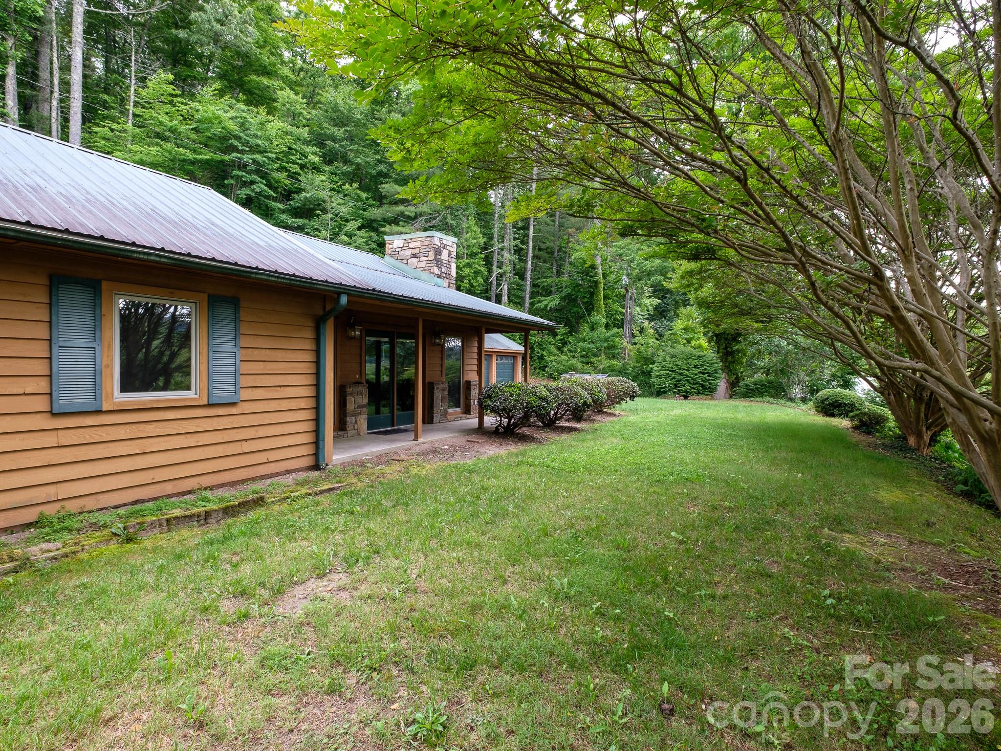 332 Island Cove Road — Penrose