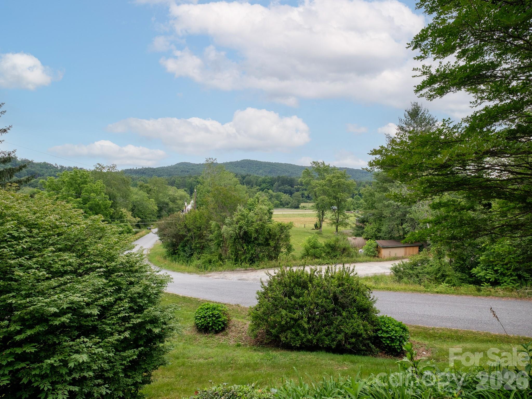 332 Island Cove Road — Penrose