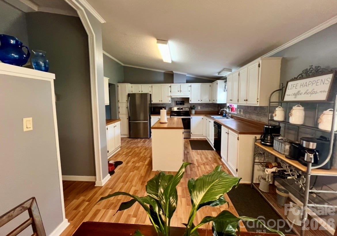 428 E Club Drive — Gastonia