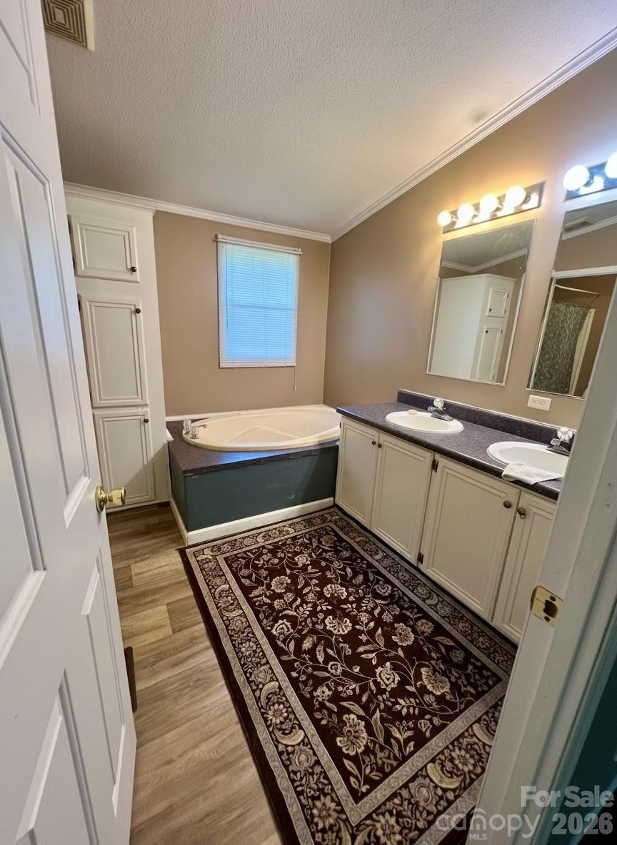 428 E Club Drive — Gastonia