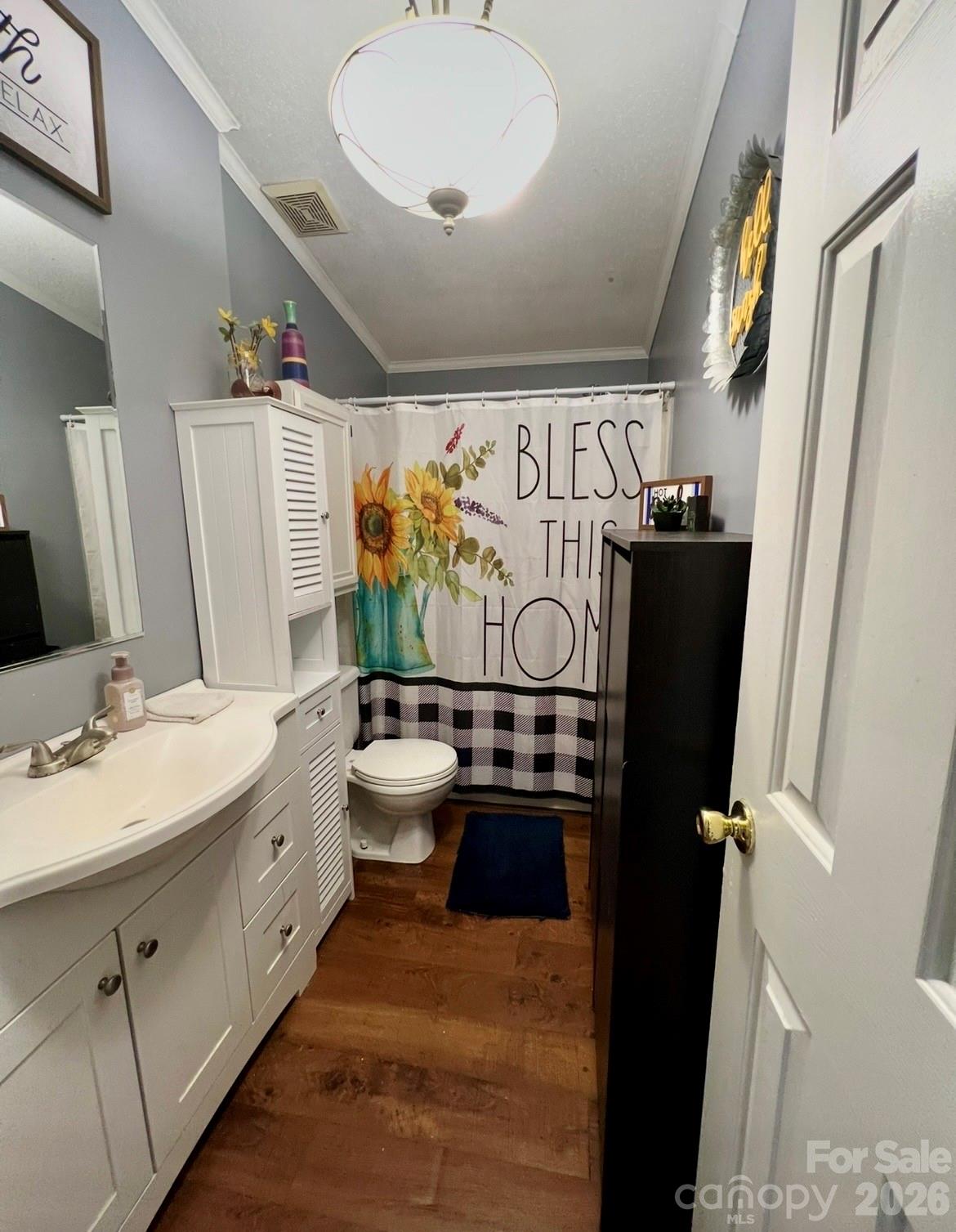 428 E Club Drive — Gastonia