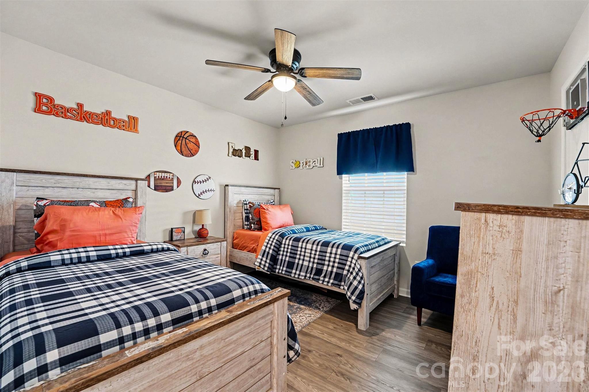 2509 Trollinger Drive — Catawba
