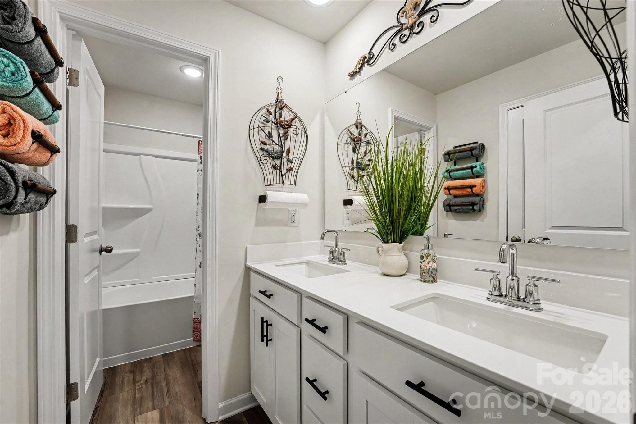 2509 Trollinger Drive — Catawba