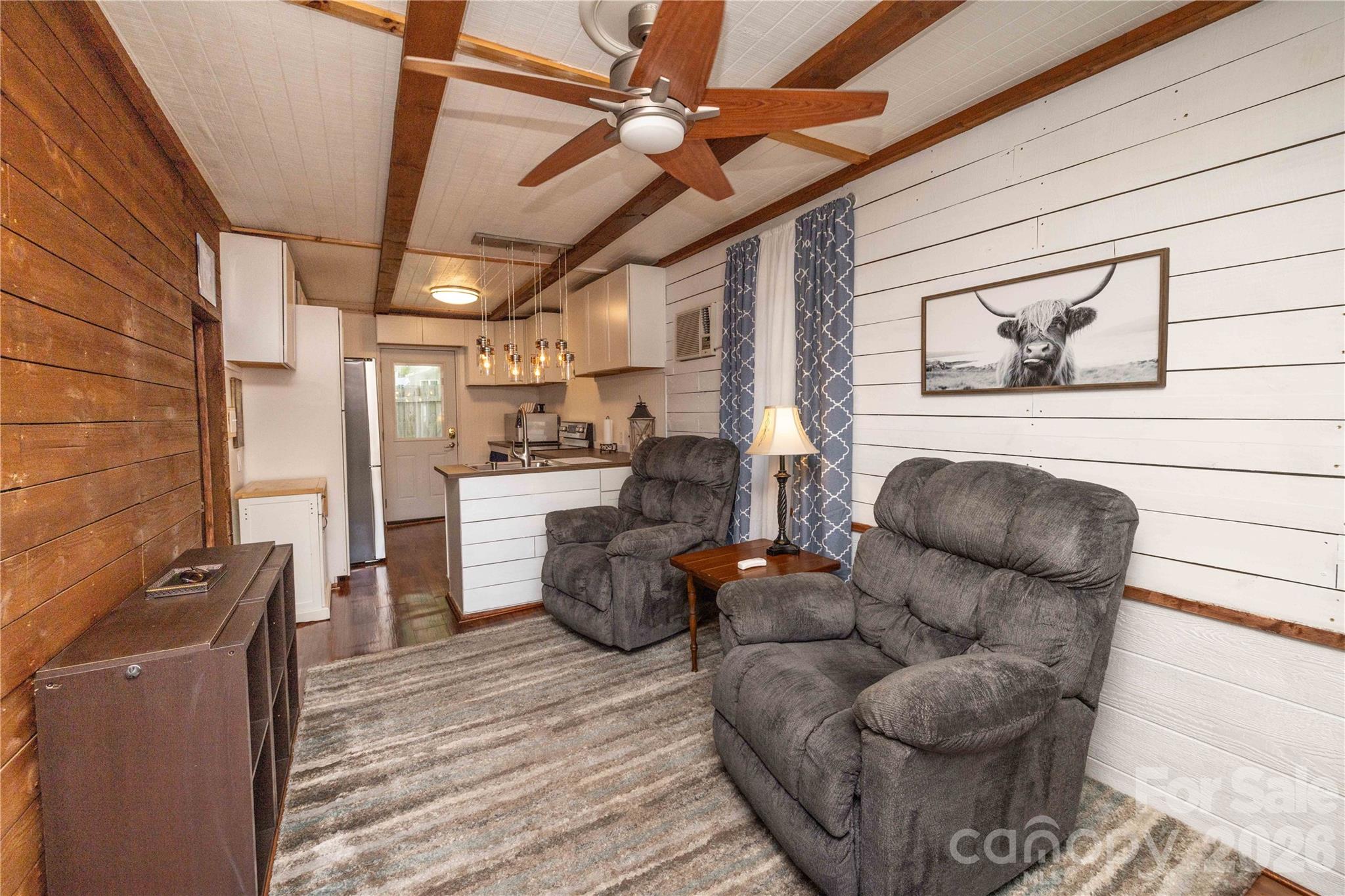 110 & 112 Laurel Ridge Ridge — Mount Gilead