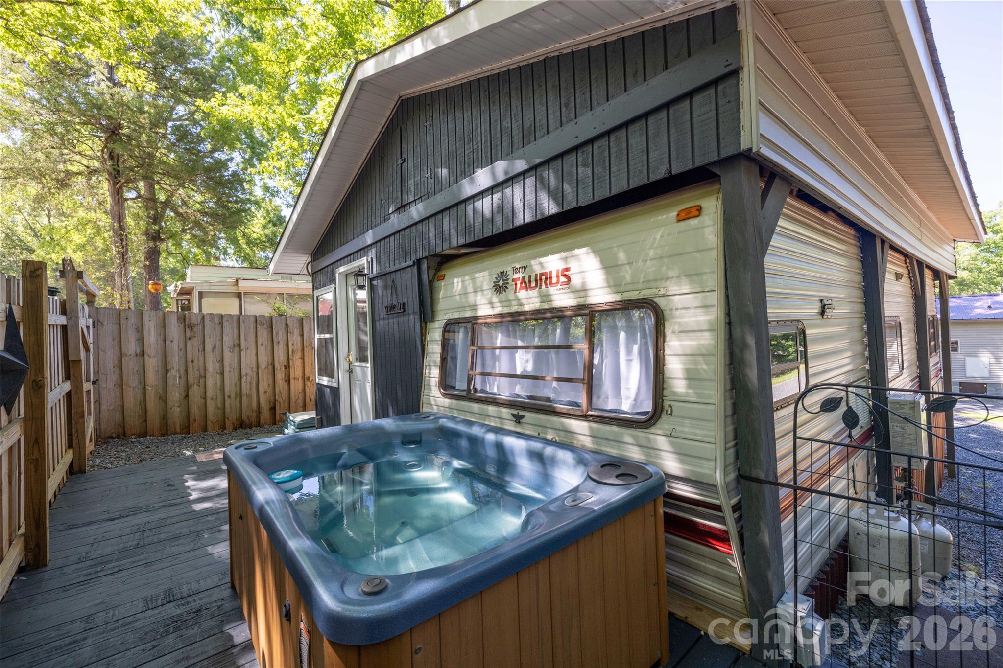 110 & 112 Laurel Ridge Ridge — Mount Gilead