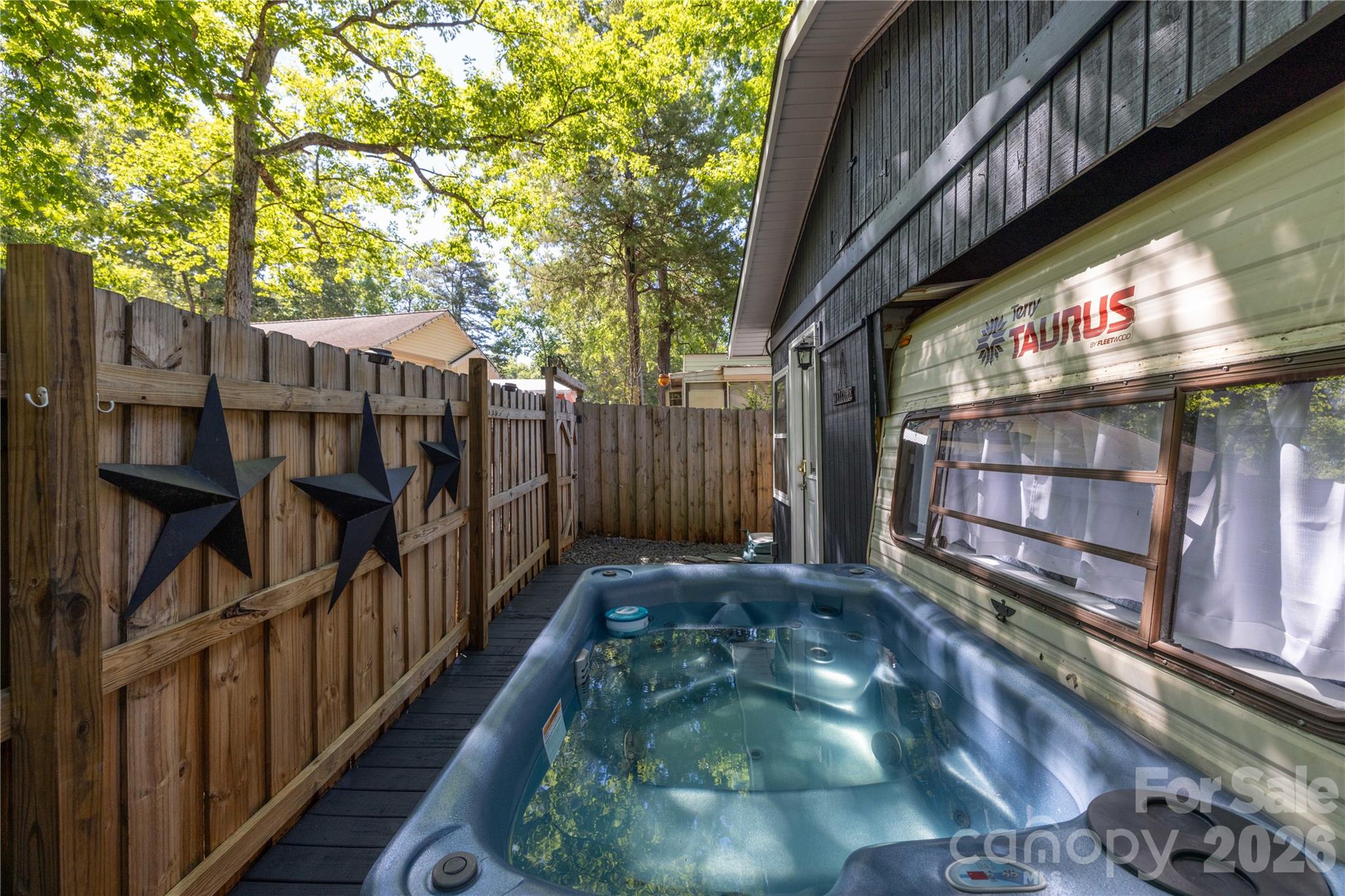 110 & 112 Laurel Ridge Ridge — Mount Gilead