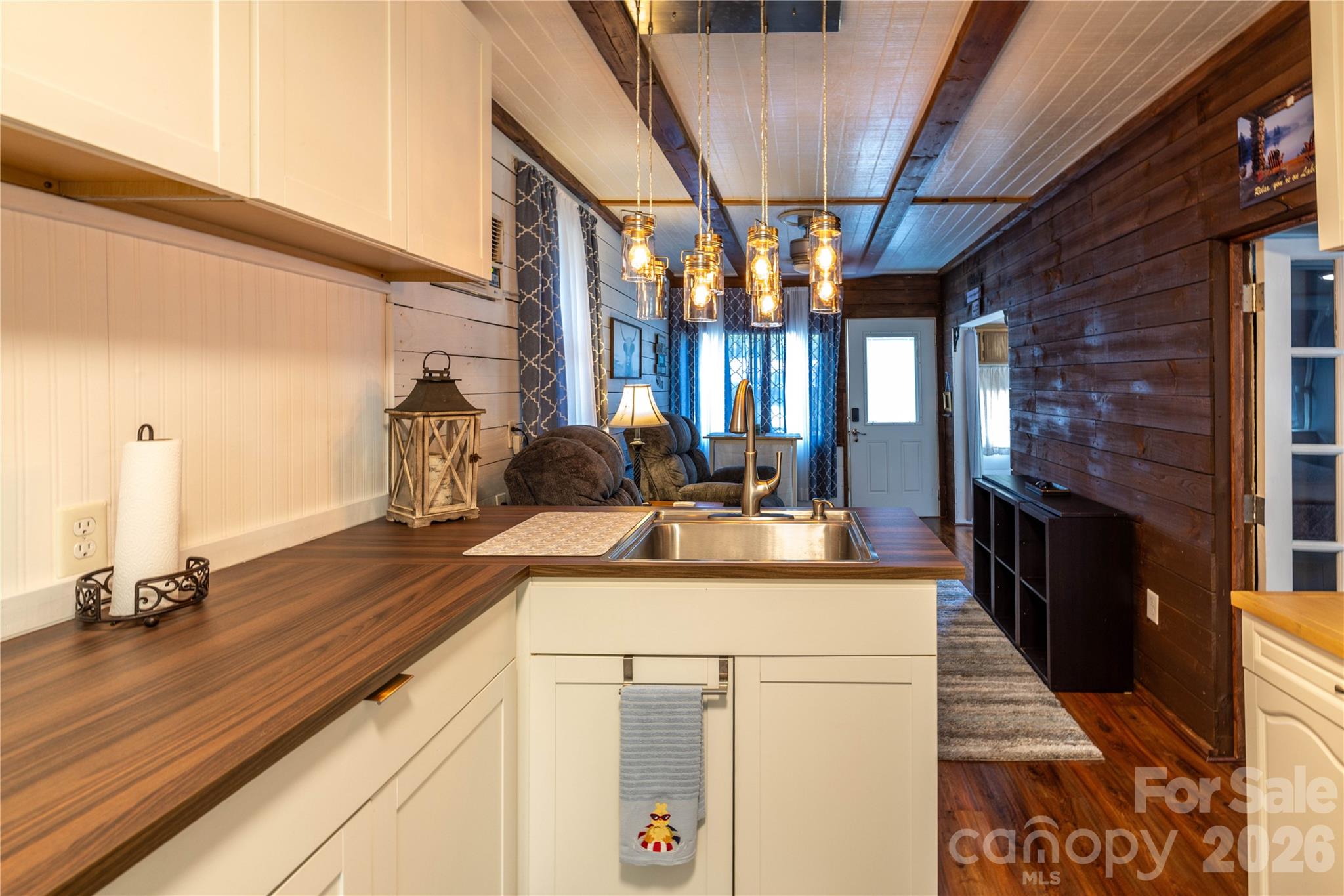 110 & 112 Laurel Ridge Ridge — Mount Gilead