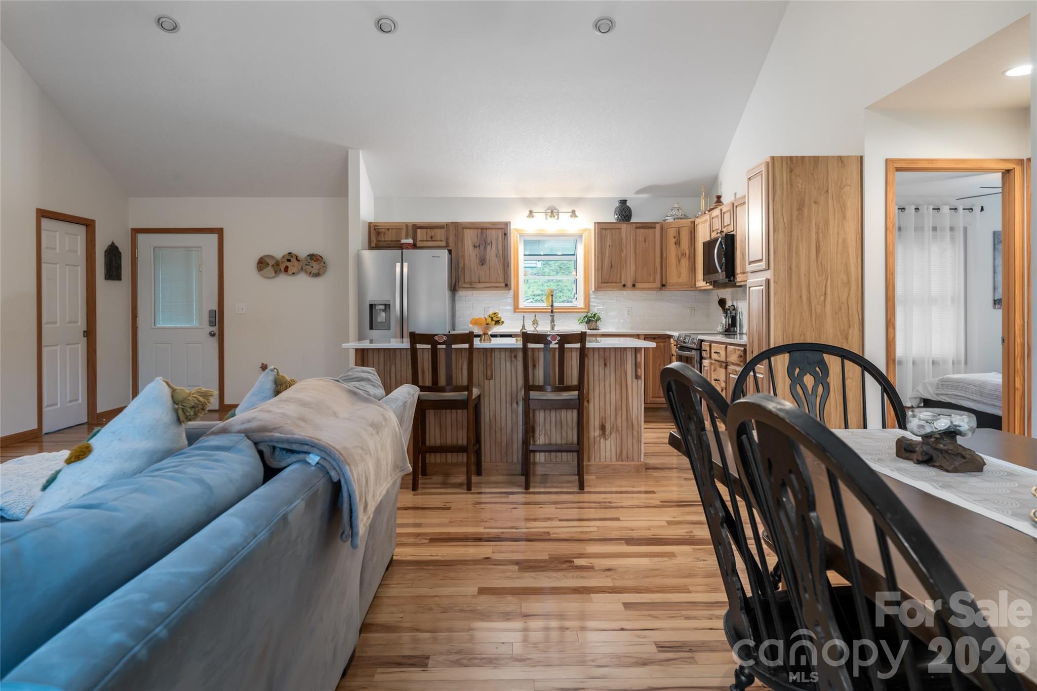 980 S River Road — Sylva