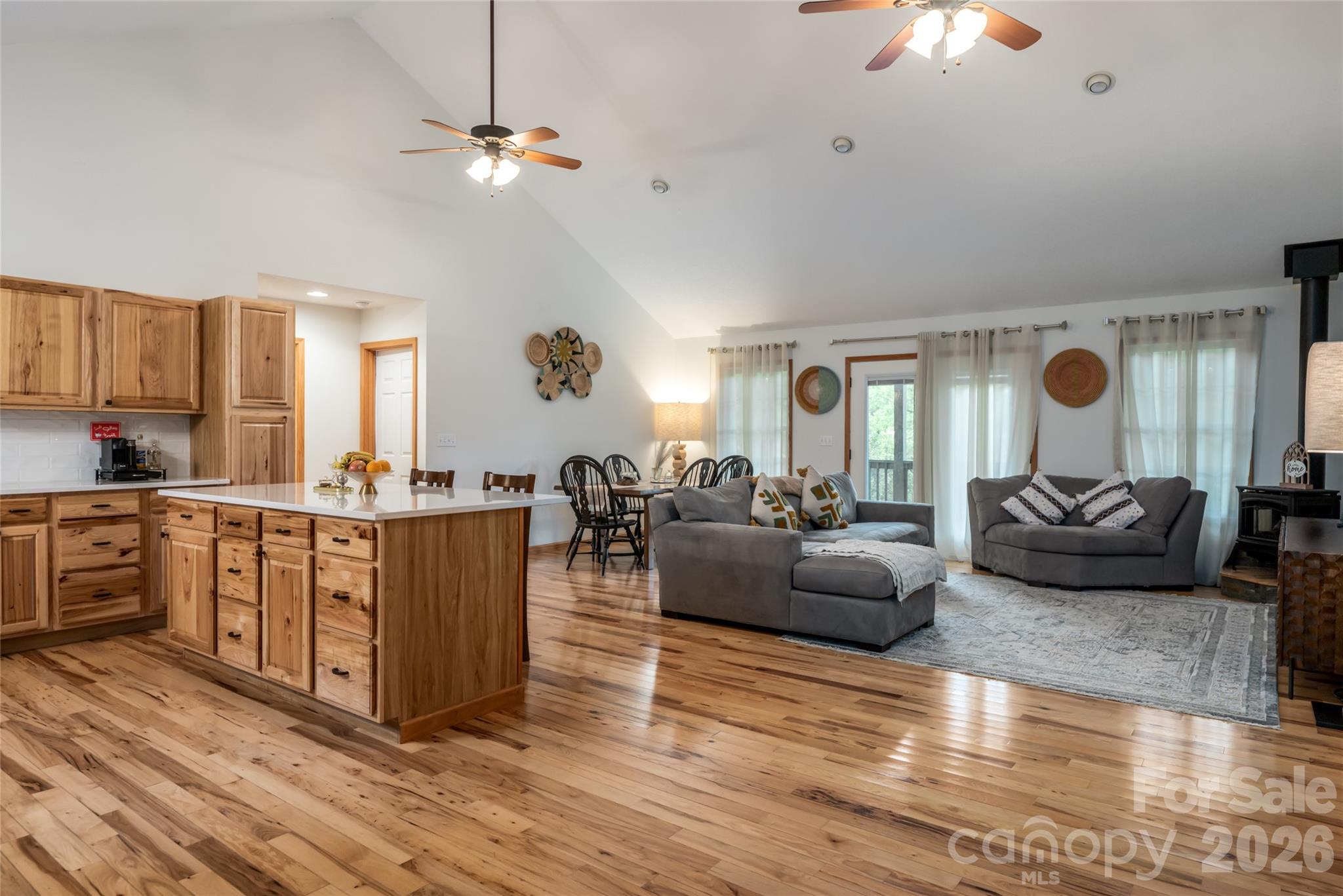 980 S River Road — Sylva