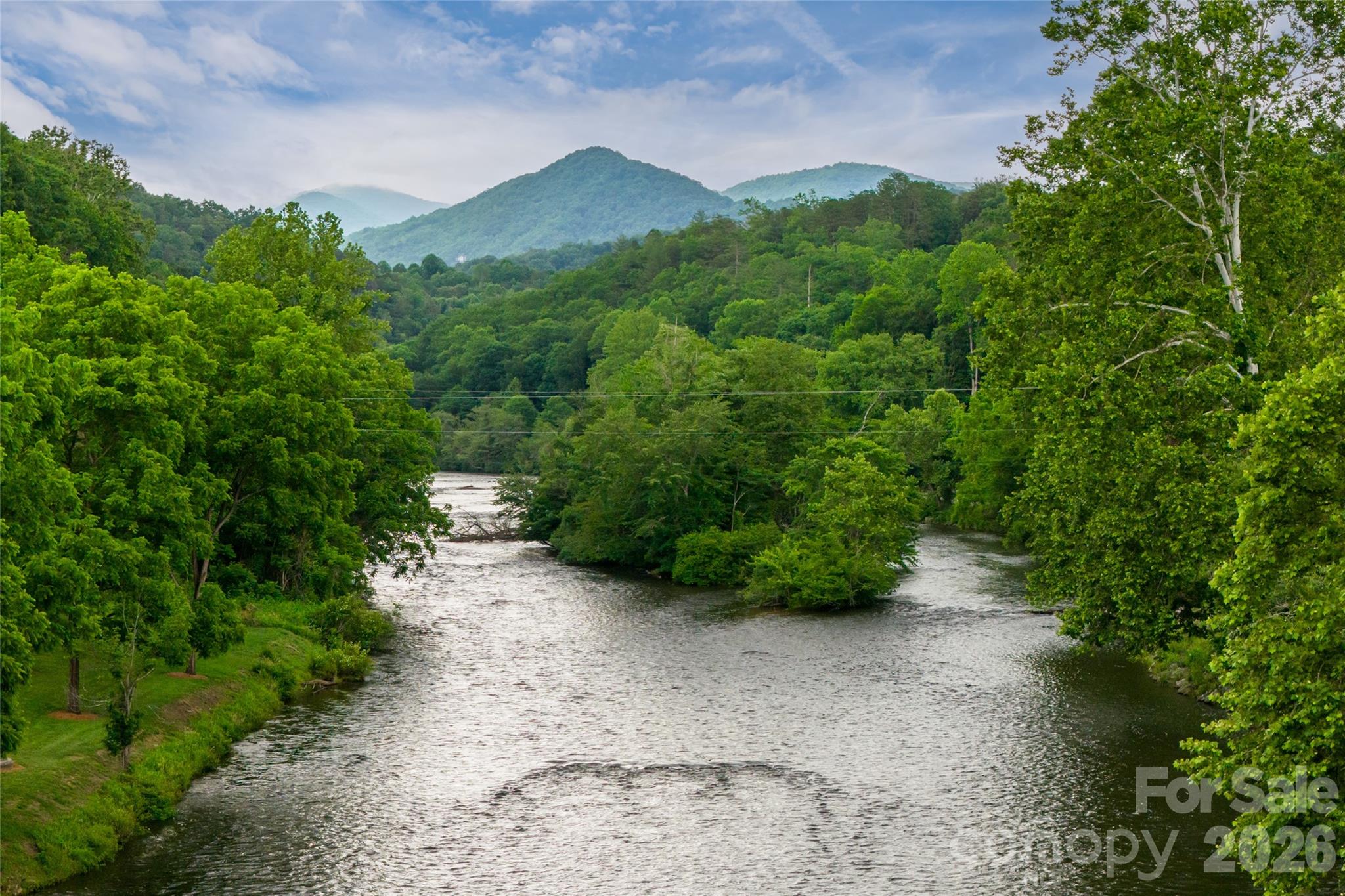 980 S River Road — Sylva