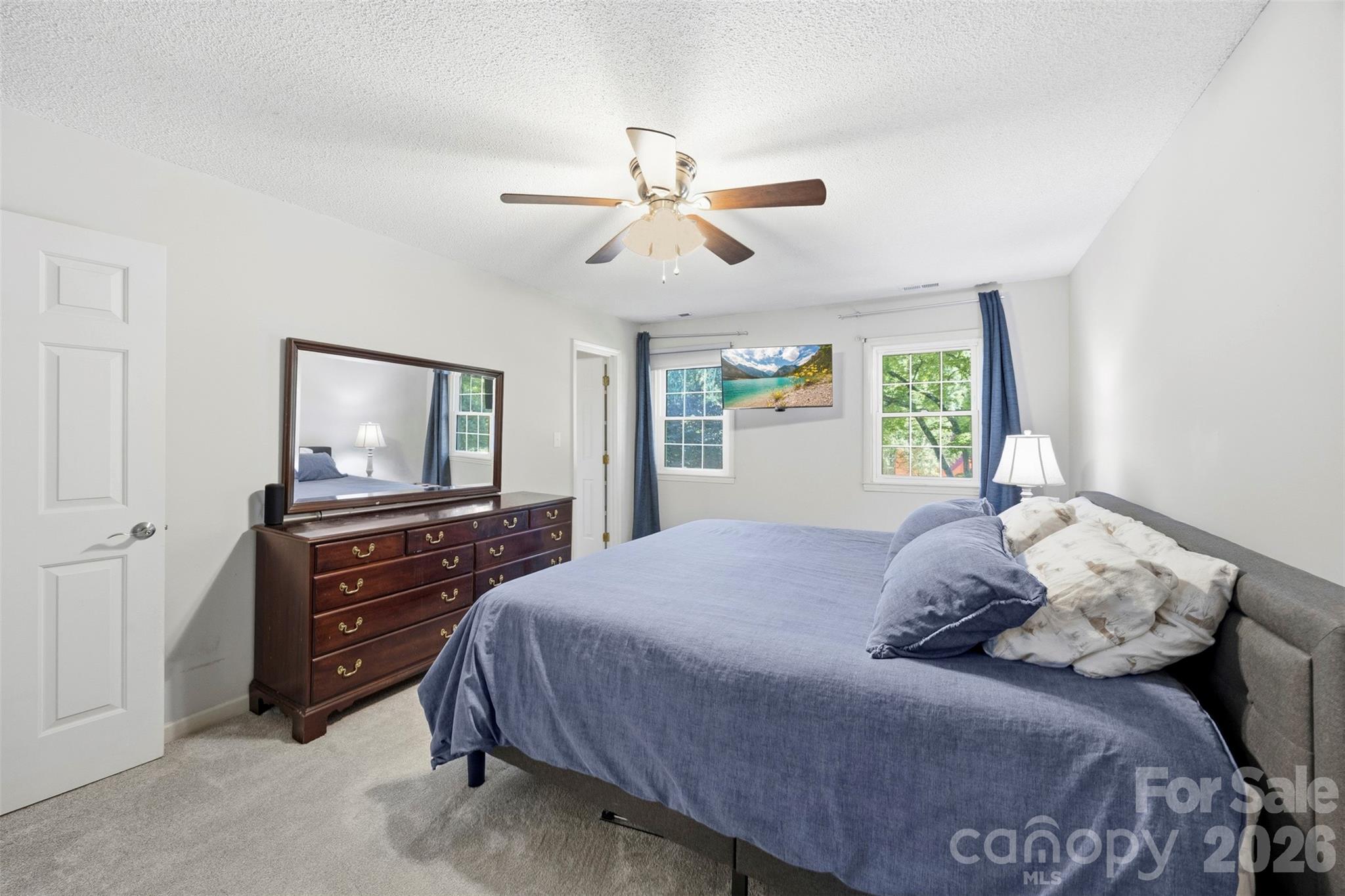 2106 Kings Drive — Gastonia