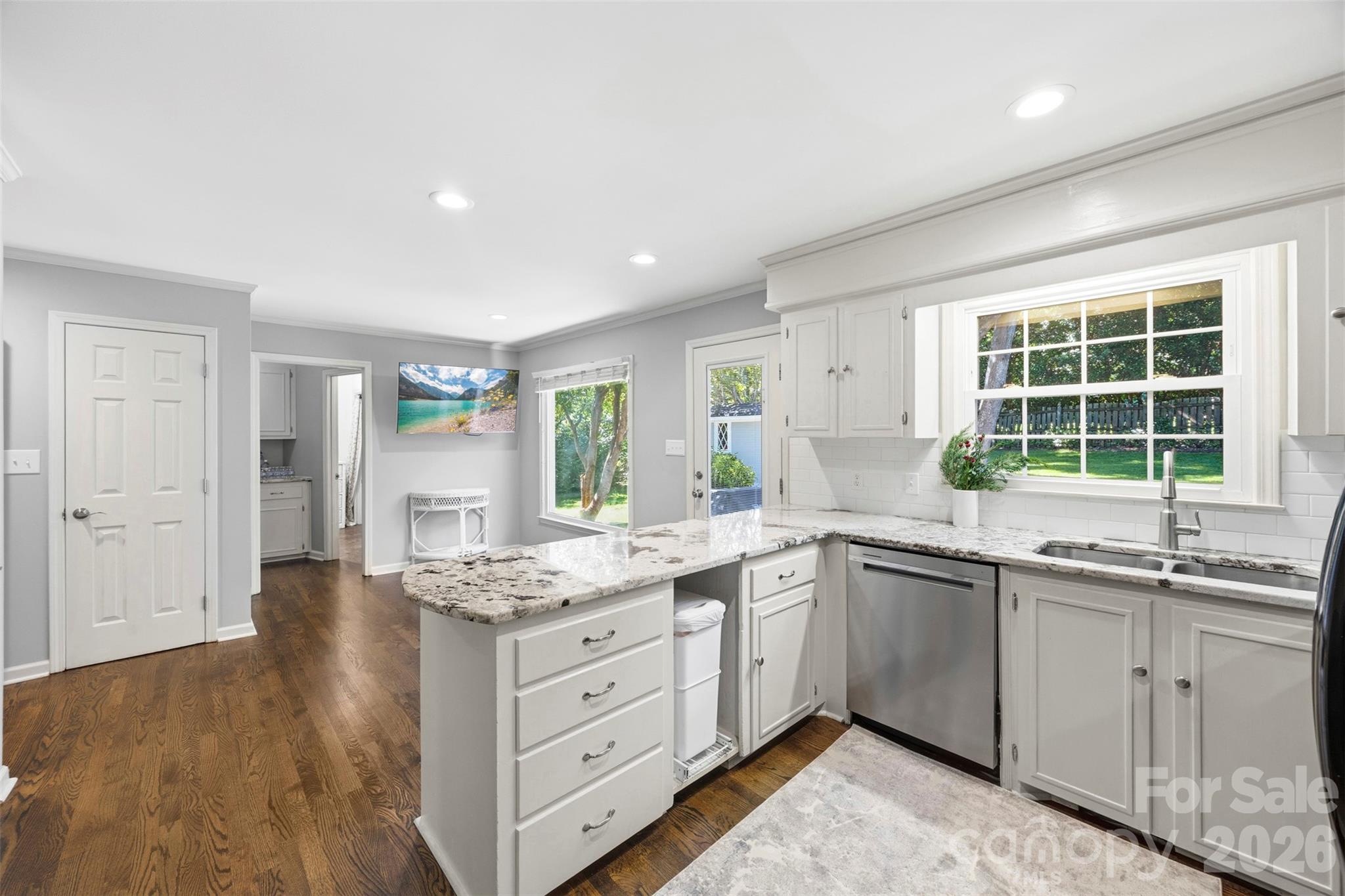 2106 Kings Drive — Gastonia