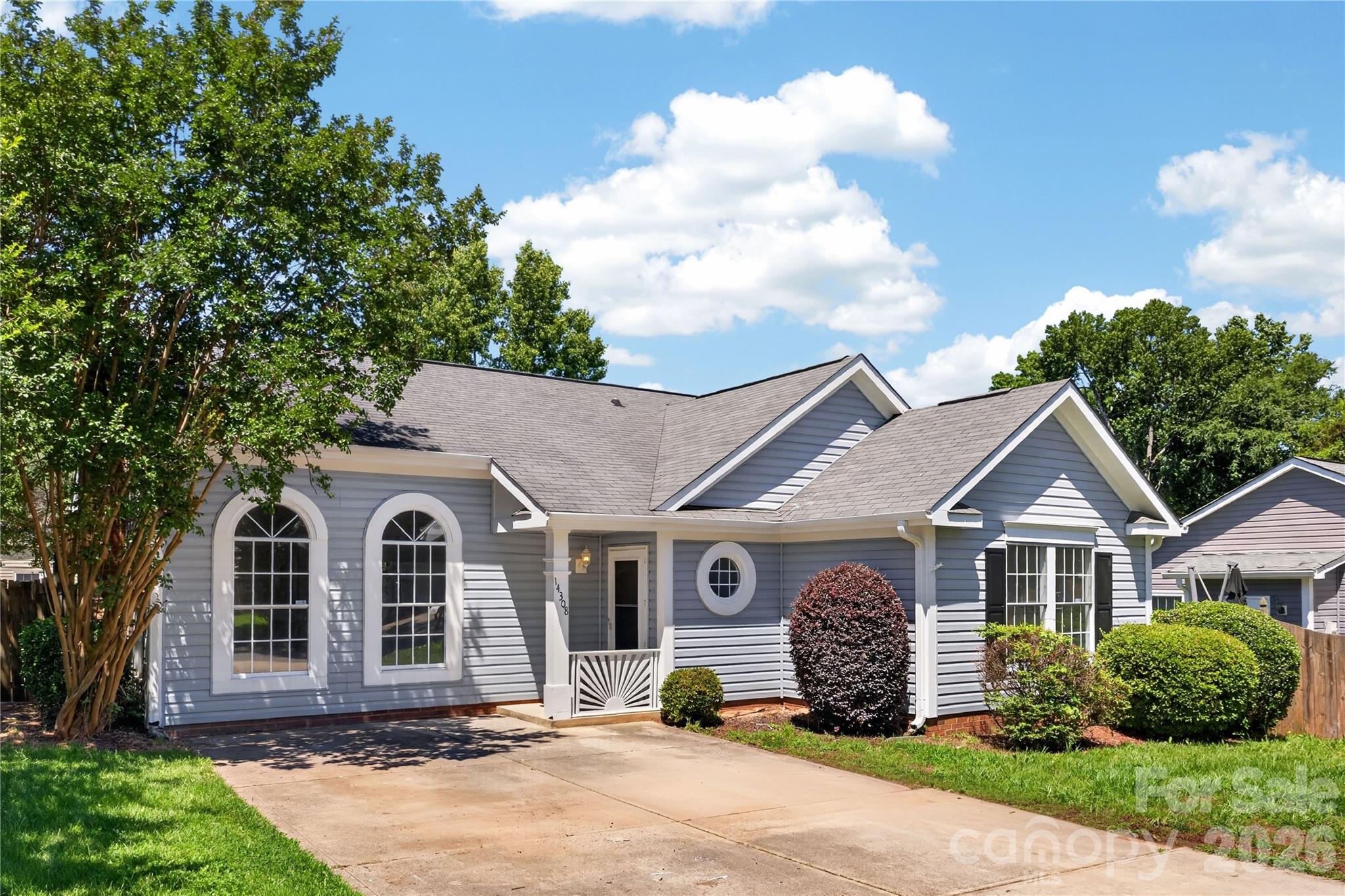14308 Shale Court — Pineville