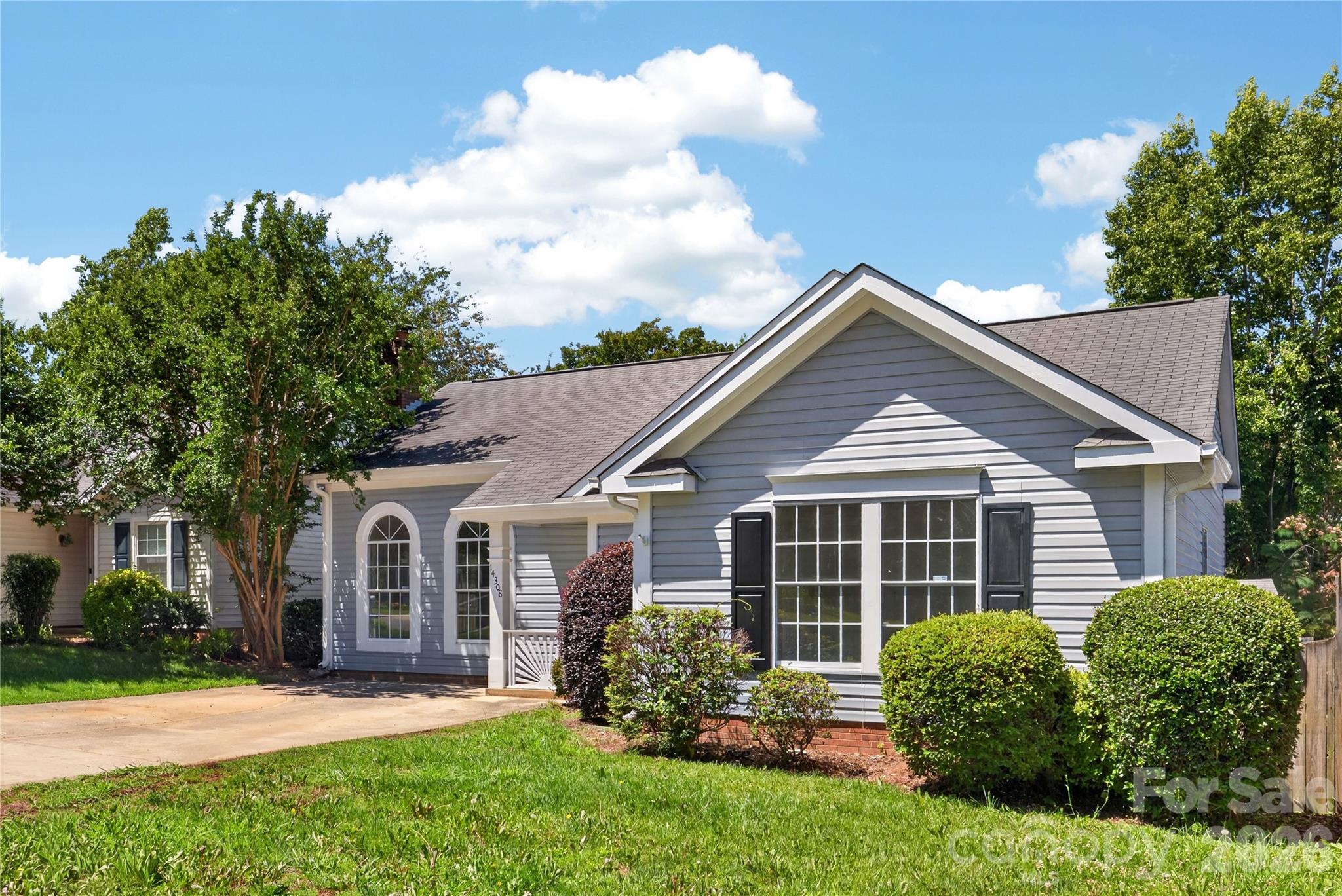 14308 Shale Court — Pineville