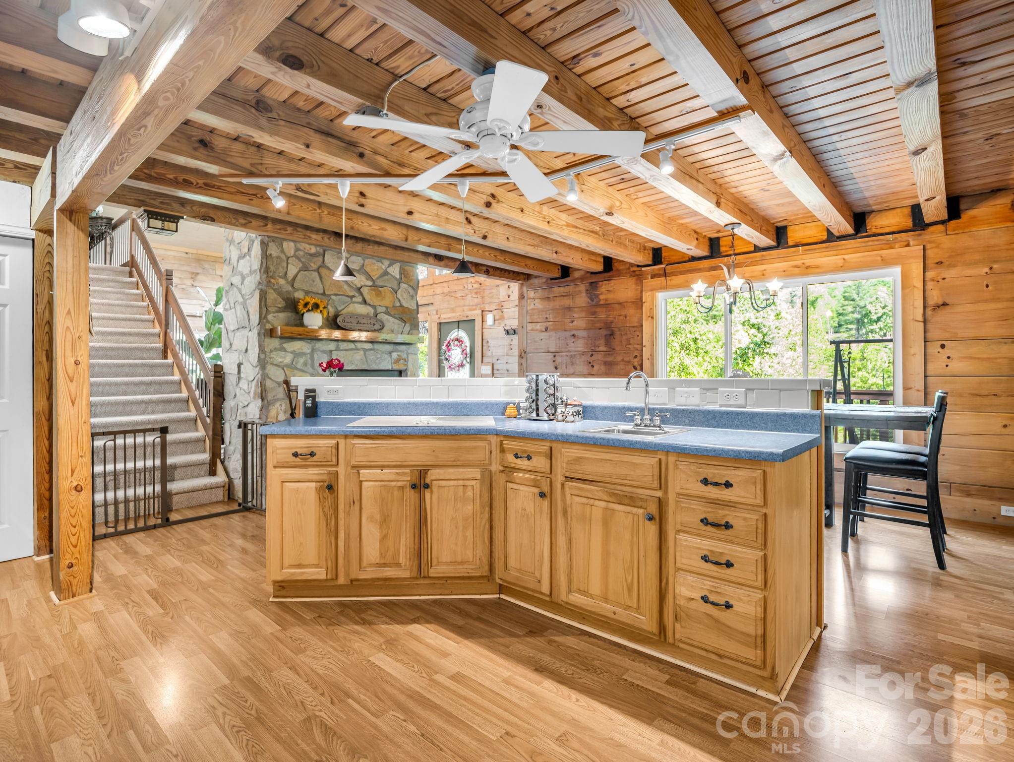247 Woods Road — Spruce Pine