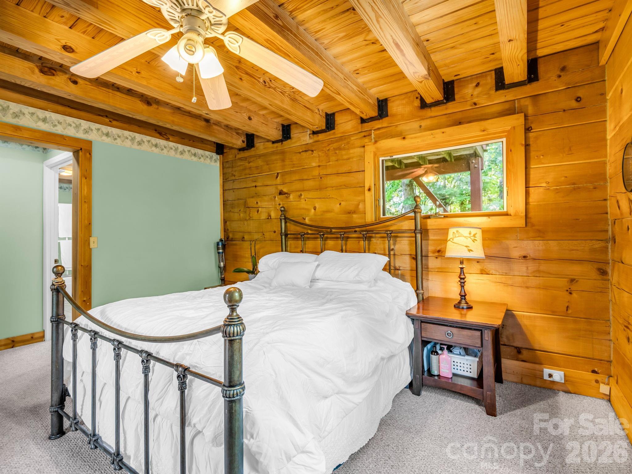 247 Woods Road — Spruce Pine