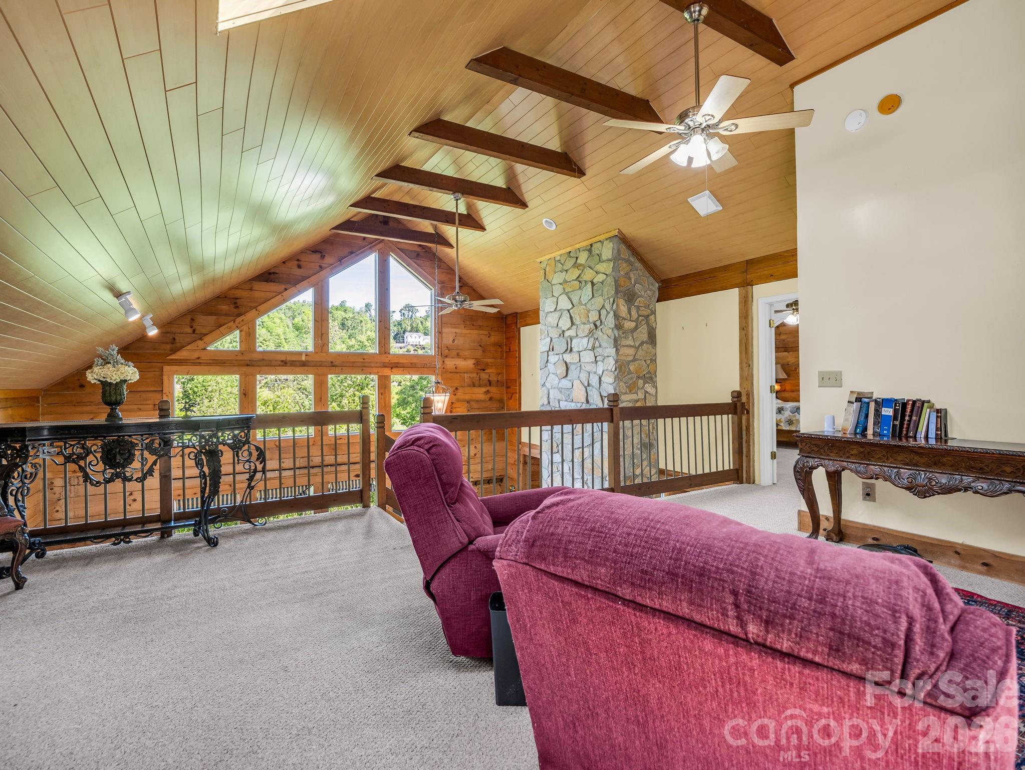 247 Woods Road — Spruce Pine