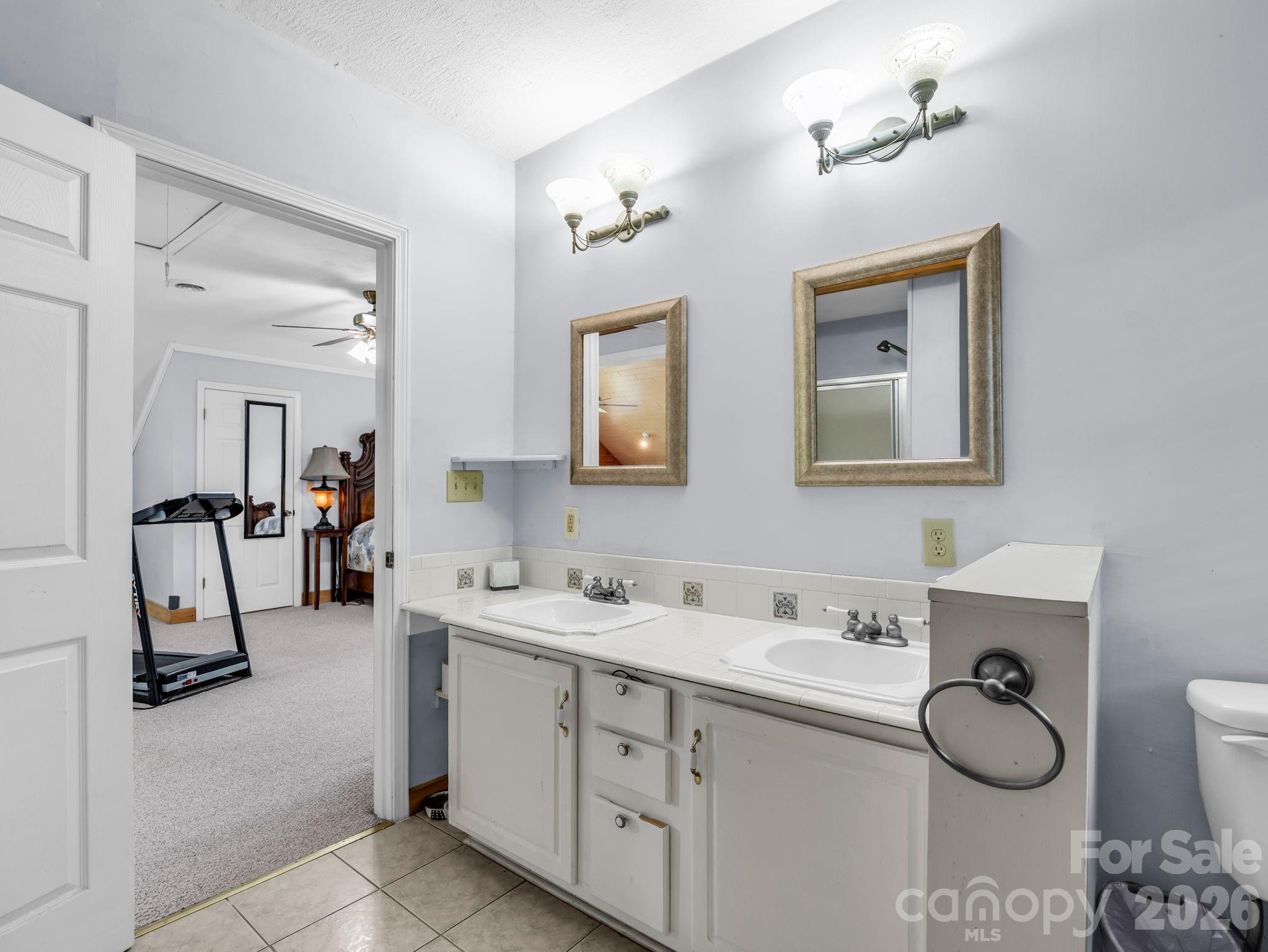 247 Woods Road — Spruce Pine