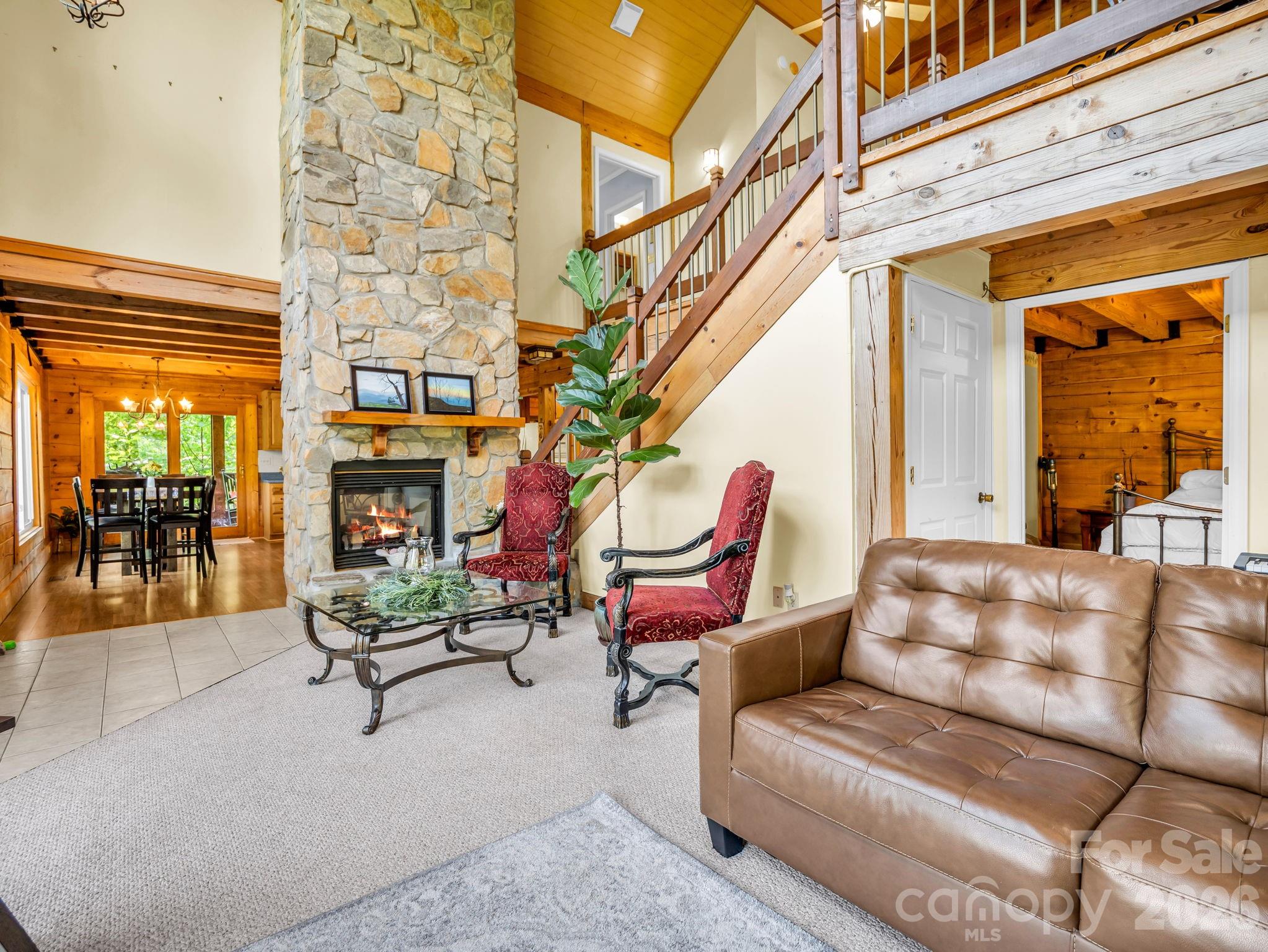247 Woods Road — Spruce Pine