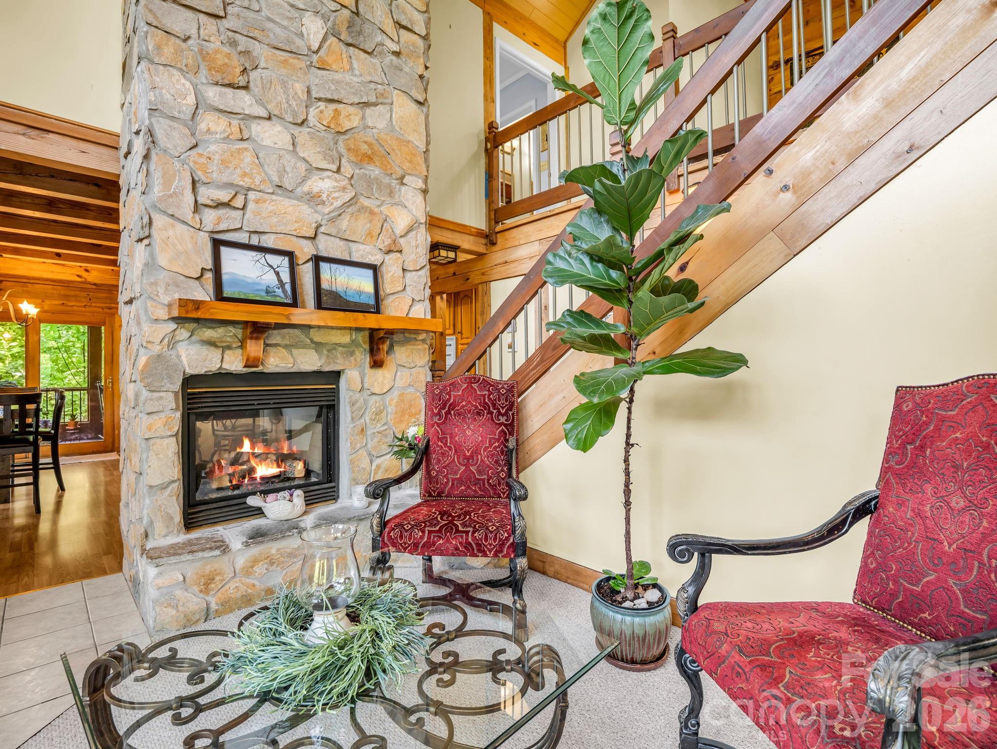 247 Woods Road — Spruce Pine