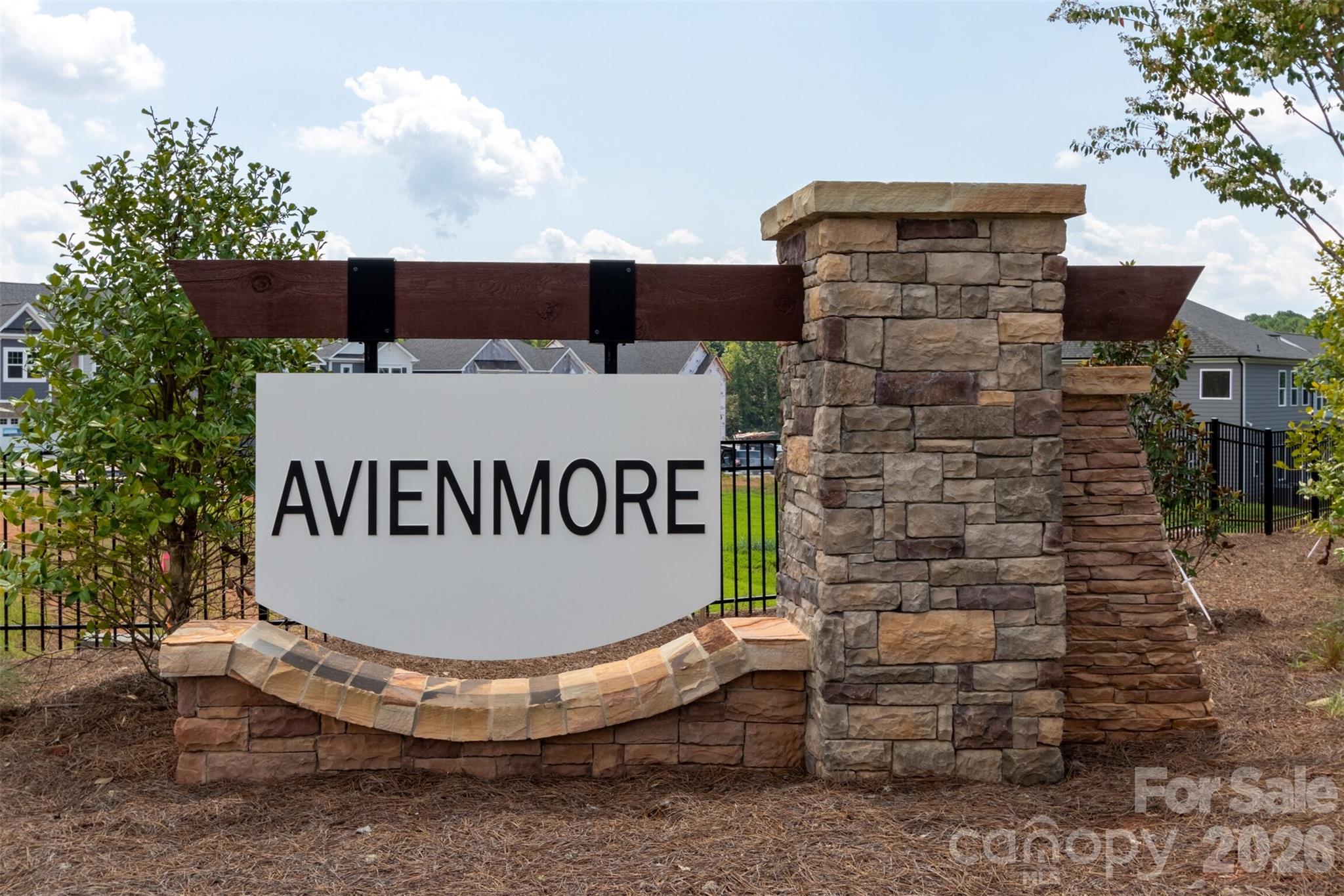 11200 Lochmere Road — Charlotte
