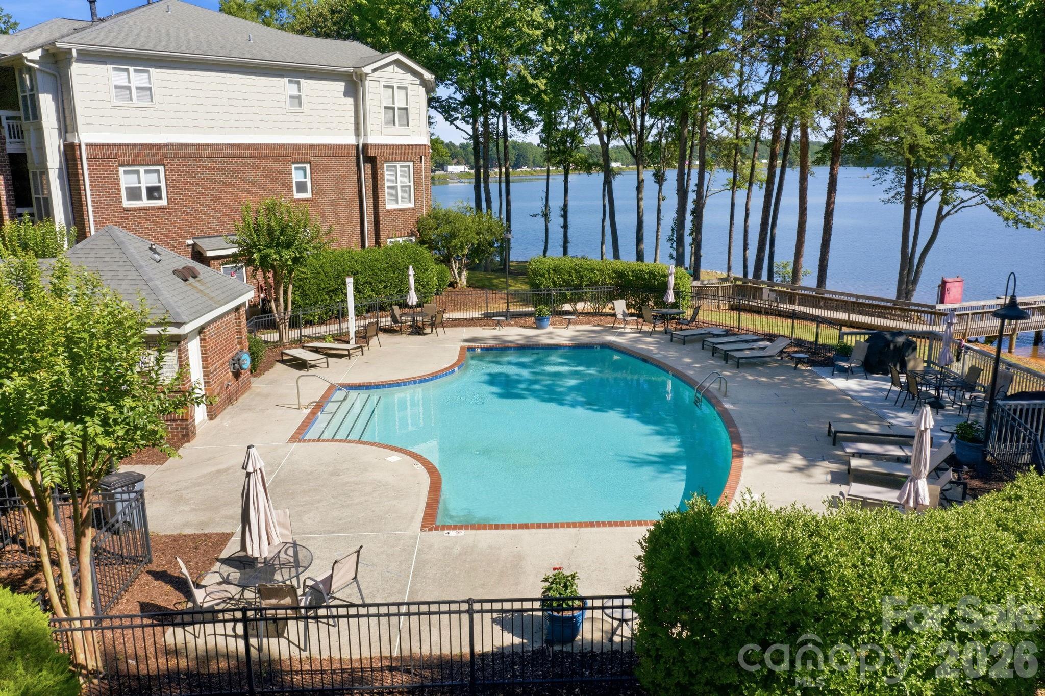 713 Northeast Drive — Davidson